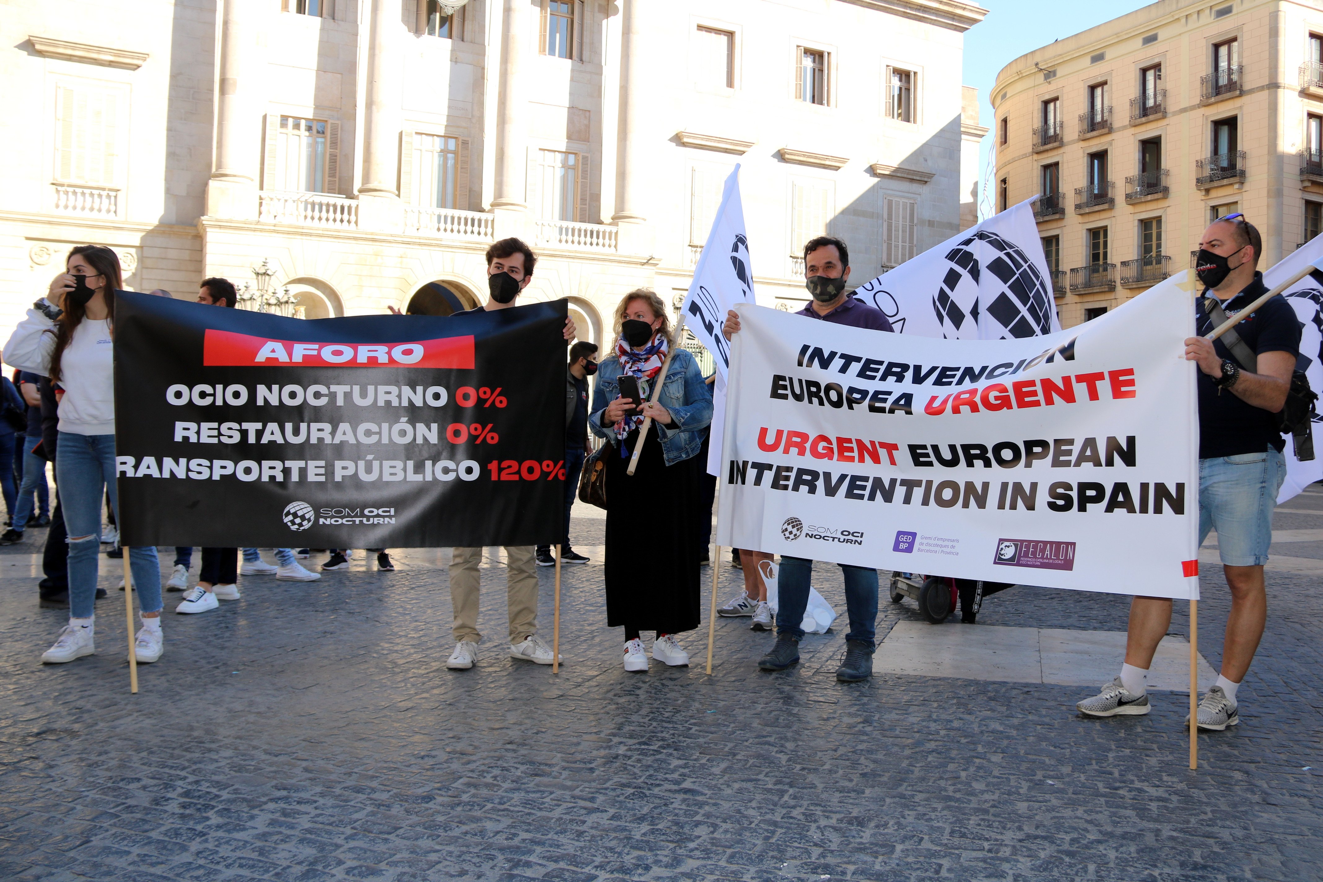 L'oci nocturn protesta: "Som la solució als botellons"