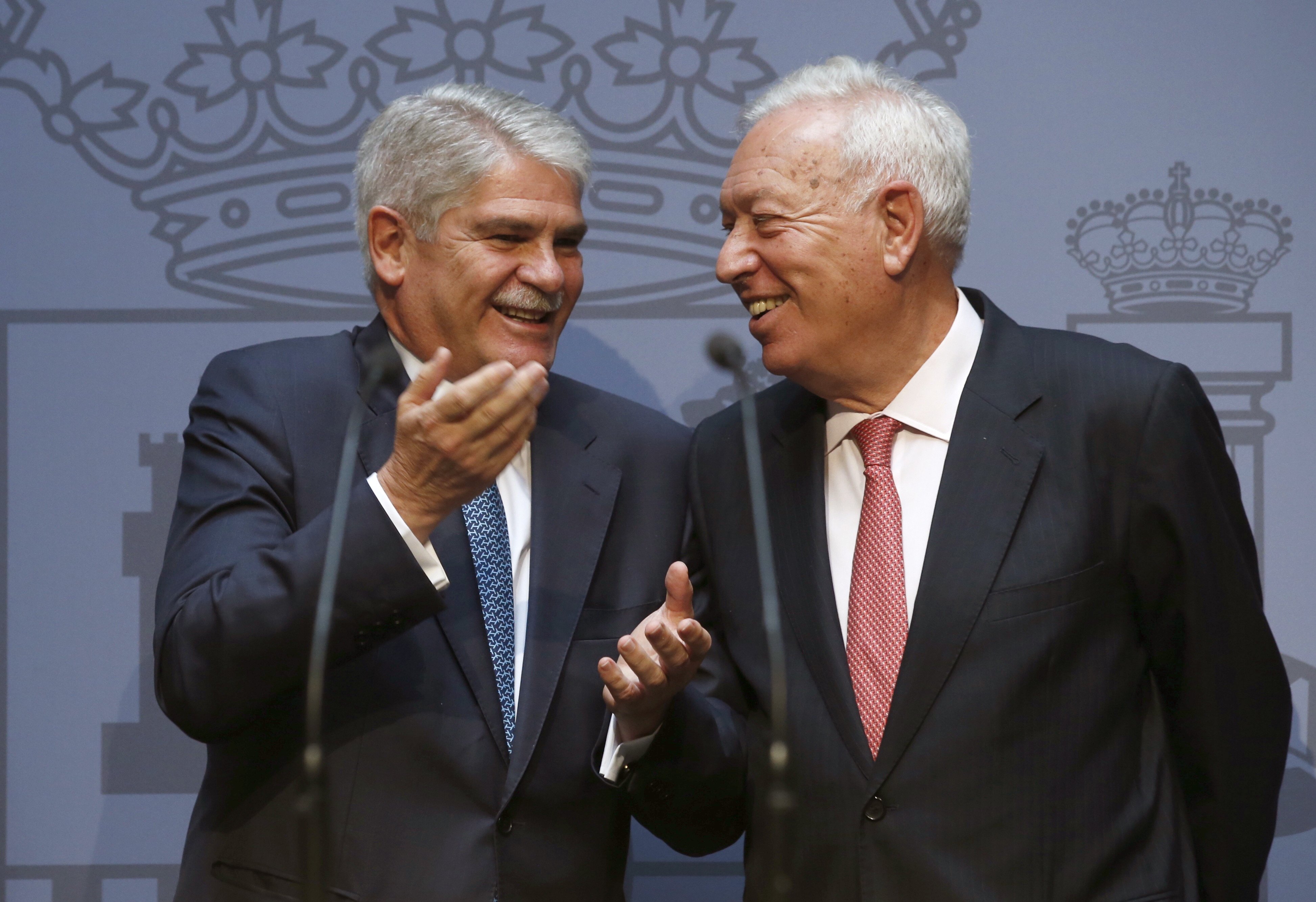 Catalunya i Gibraltar, les consignes que Margallo va traspassar a Dastis