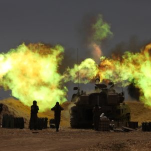 Segueix l'escalada entre Hamàs i Israel, però primers rumors d'alto el foc