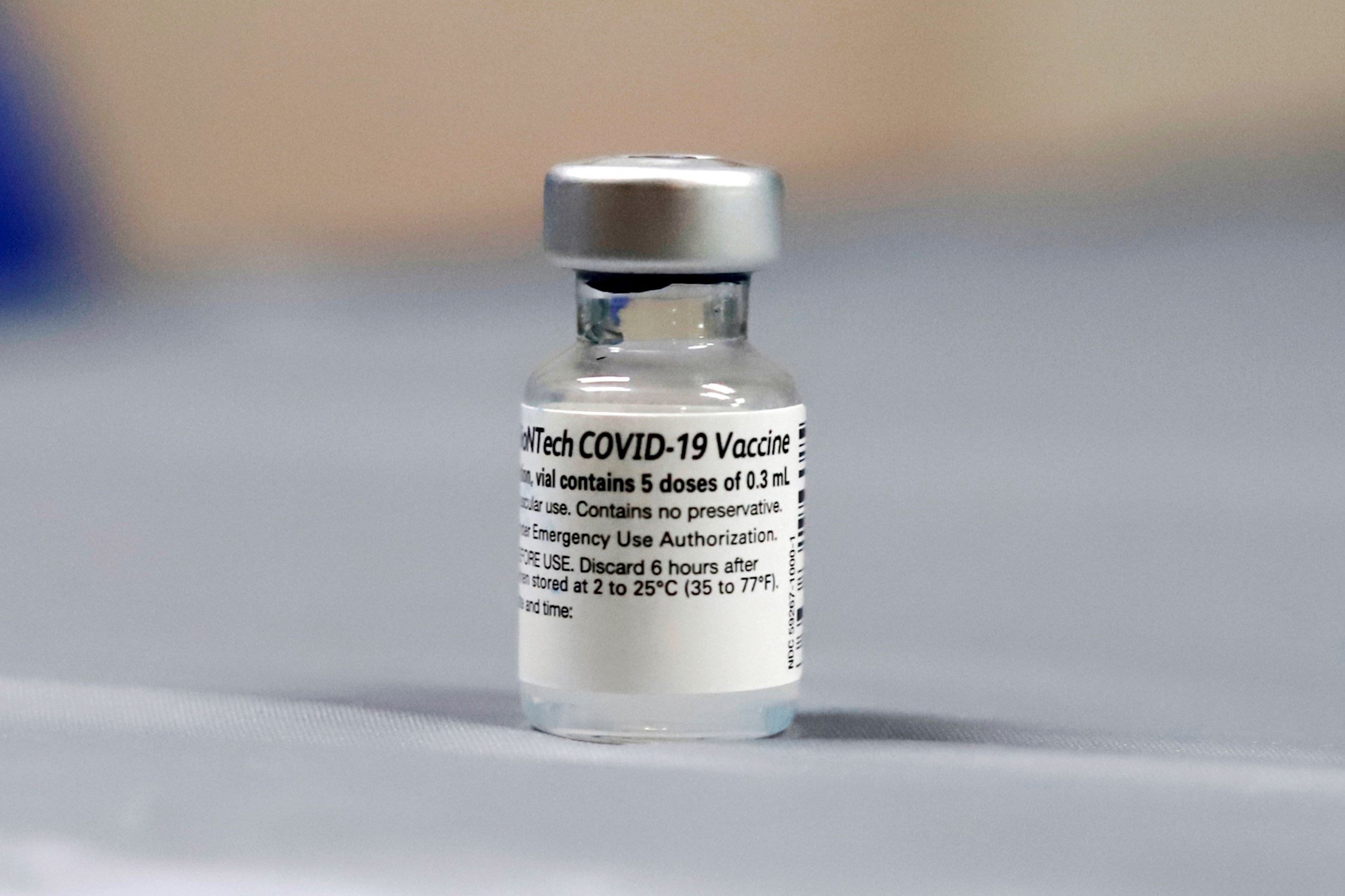 Estudio: las personas vacunadas con AstraZeneca pueden recibir la segunda de Pfizer