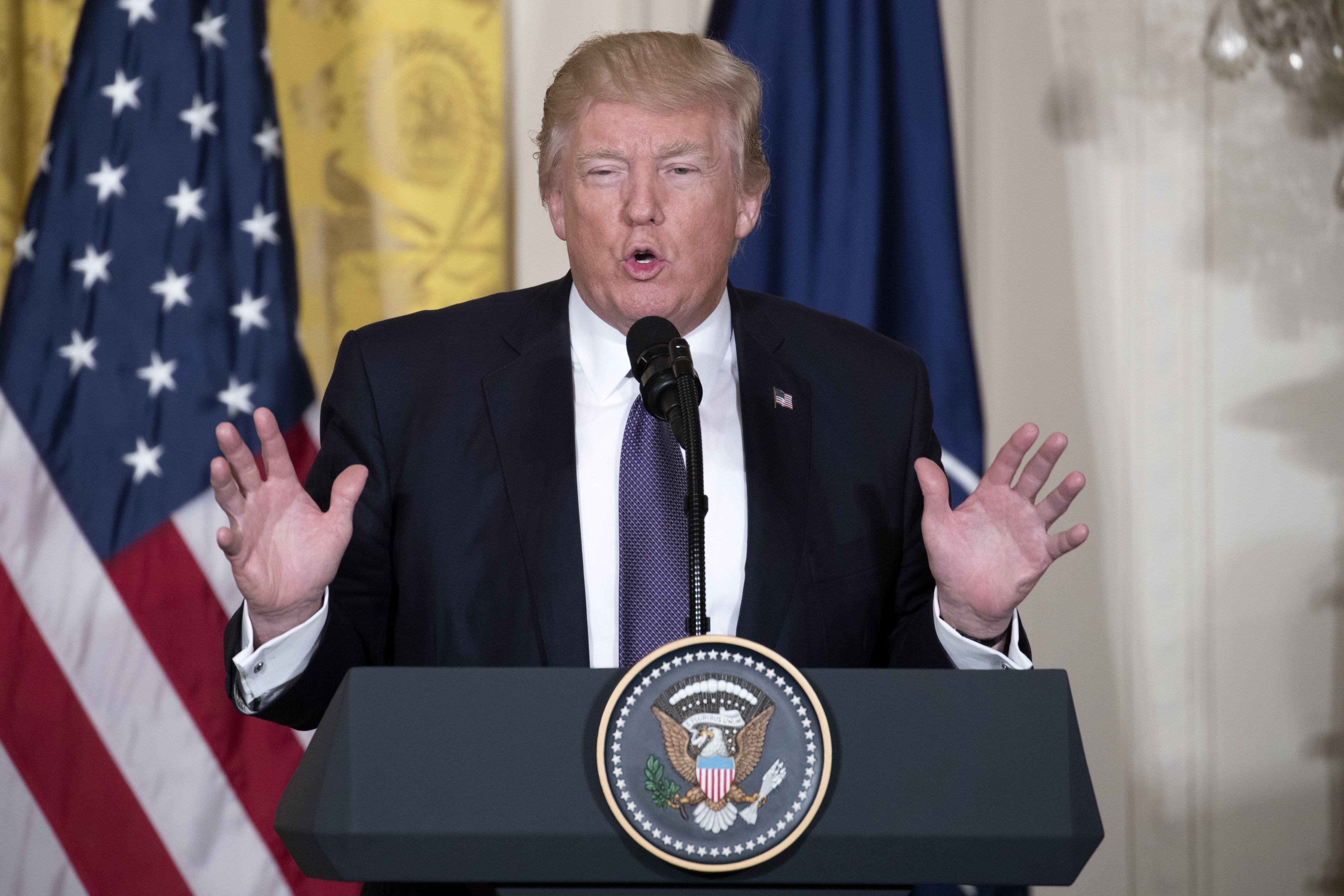 Trump se desdice sobre sus críticas a la OTAN y la llama "nuestra alianza" Trump se desdice sobre sus críticas a la OTAN y la llama "nuestra alianza"