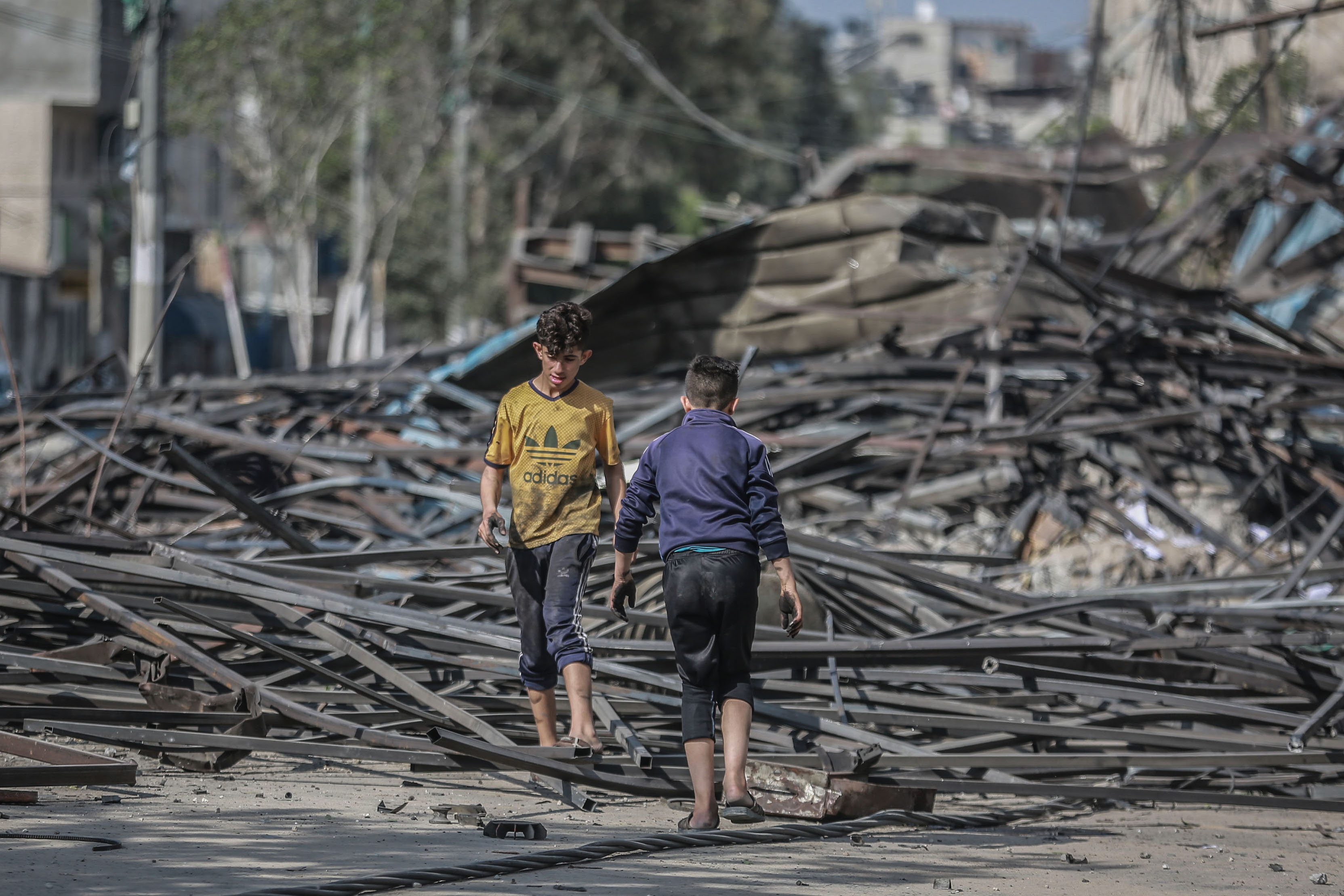 La ofensiva israelí contra Gaza asciende el número de palestinos muertos a 119