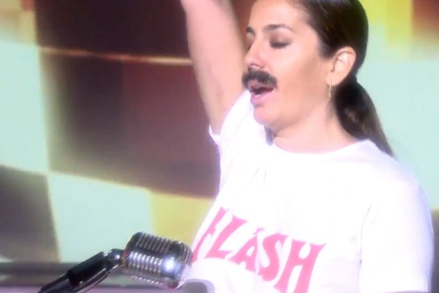 Anabel Pantoja imita a Freddy Mercury Telecinco