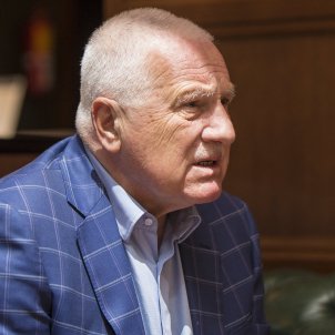 Klaus: "És legítim que el Parlament declari la independència sense referèndum"