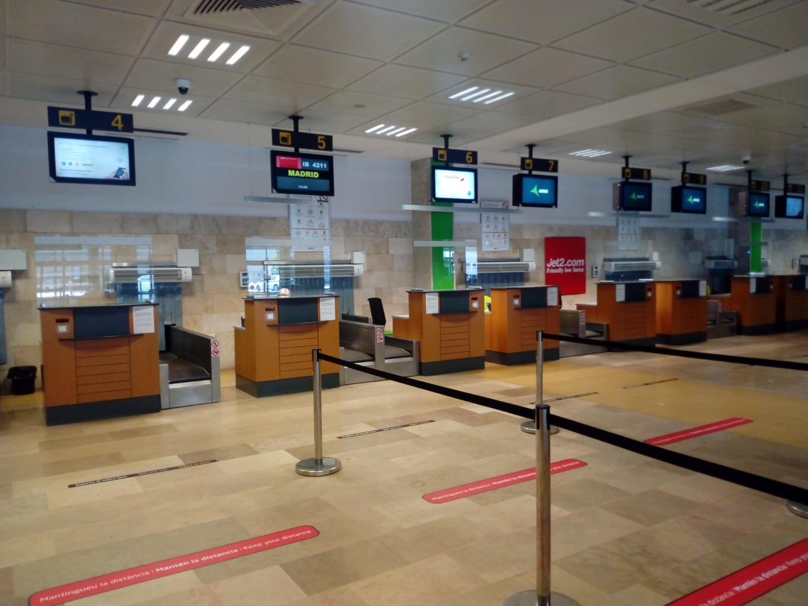 El aeropuerto de Girona, acreditado como "aeropuerto seguro" contra la Covid
