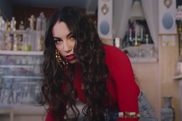 María José Llergo anuncio Lola Flores Youtube