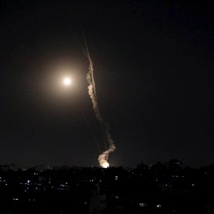 Cohetes lanzados des de Gaza hacia Israel / Efe
