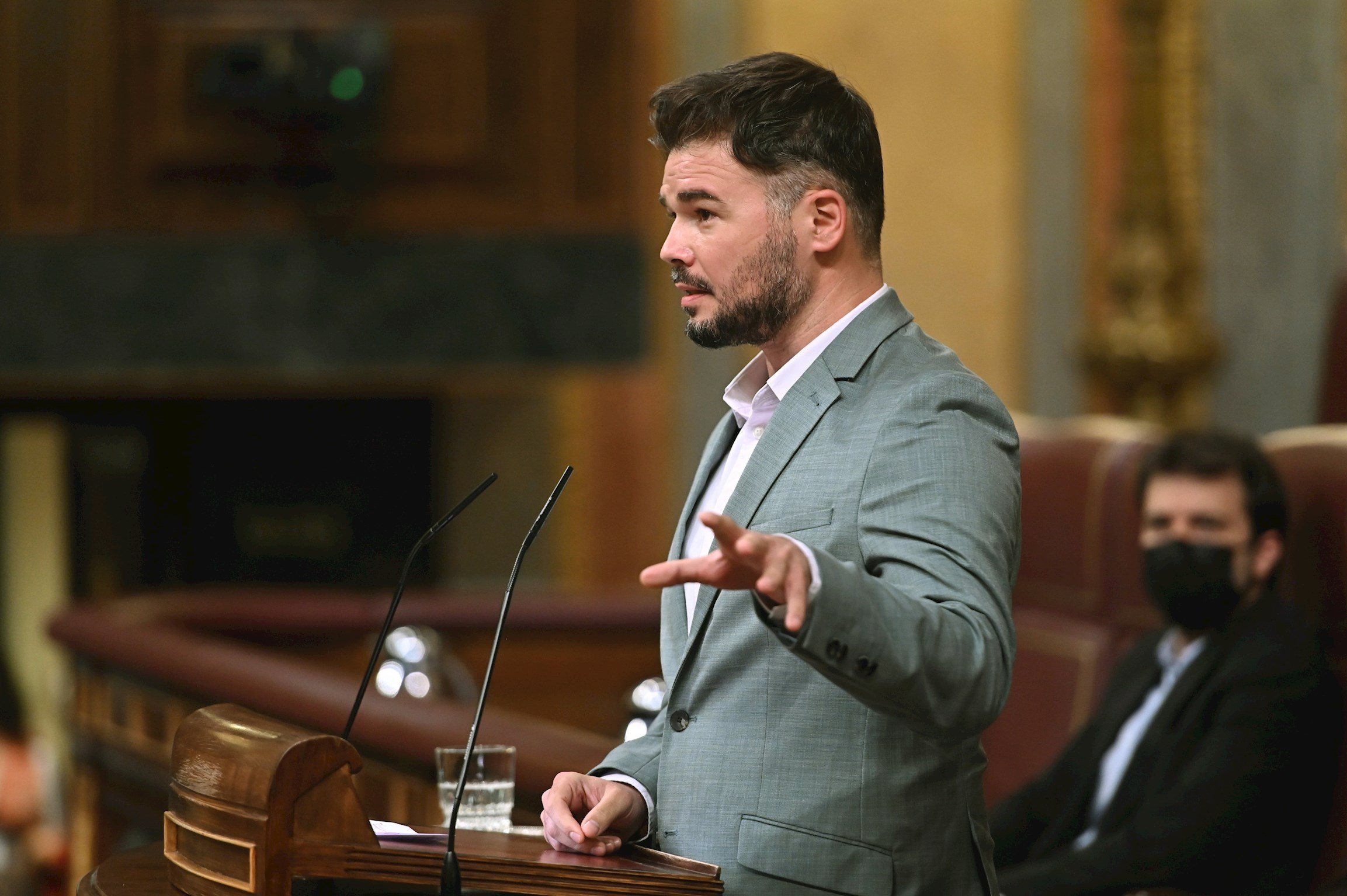 Rufián: "Si el Rey no quiere firmar los indultos, que abdique"