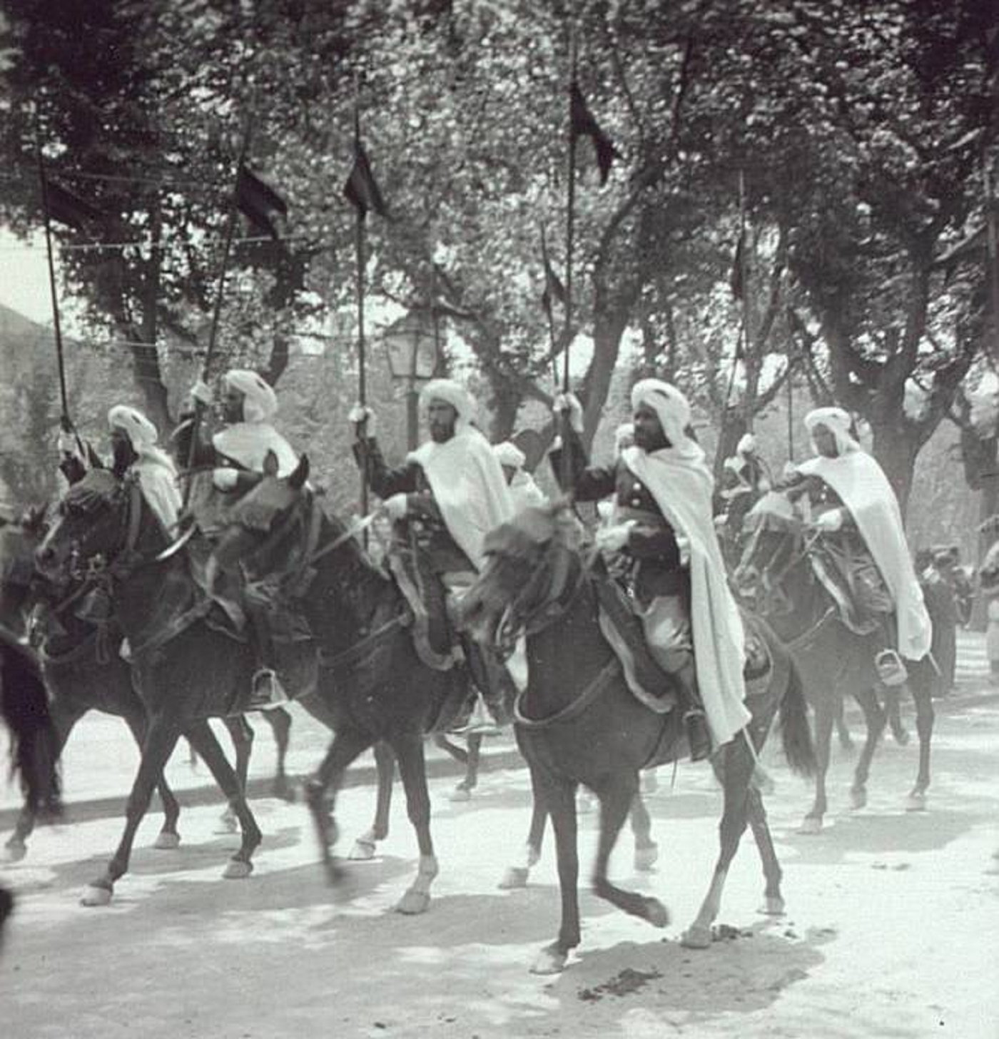 El gran visir franquista de Marruecos visita Barcelona