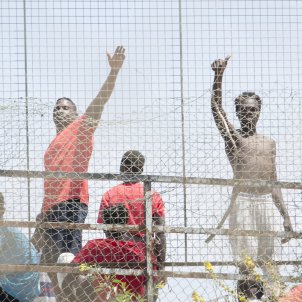 EuropaPress varios migrantes Melilla