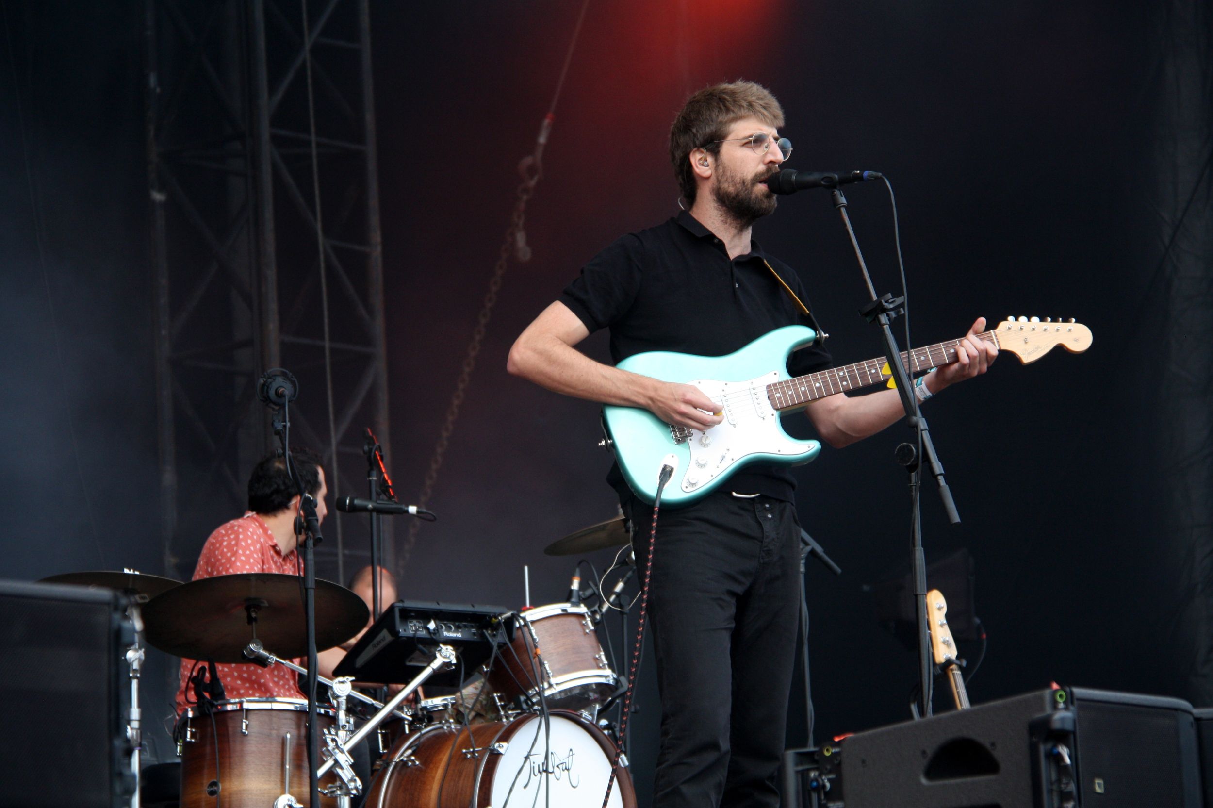 La versió més electrònica de Manel encén l'última tanda del Primavera Sound