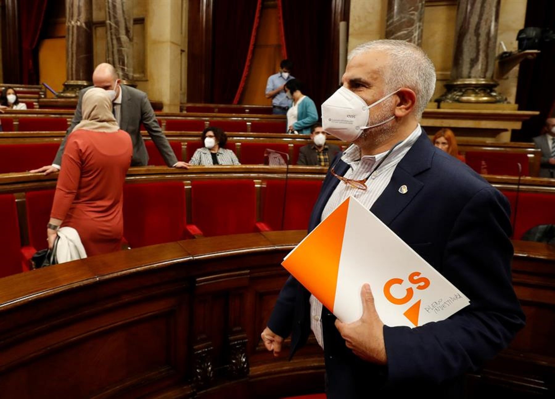 Ciutadans, Vox i PP planten la presa de possessió d'Aragonès