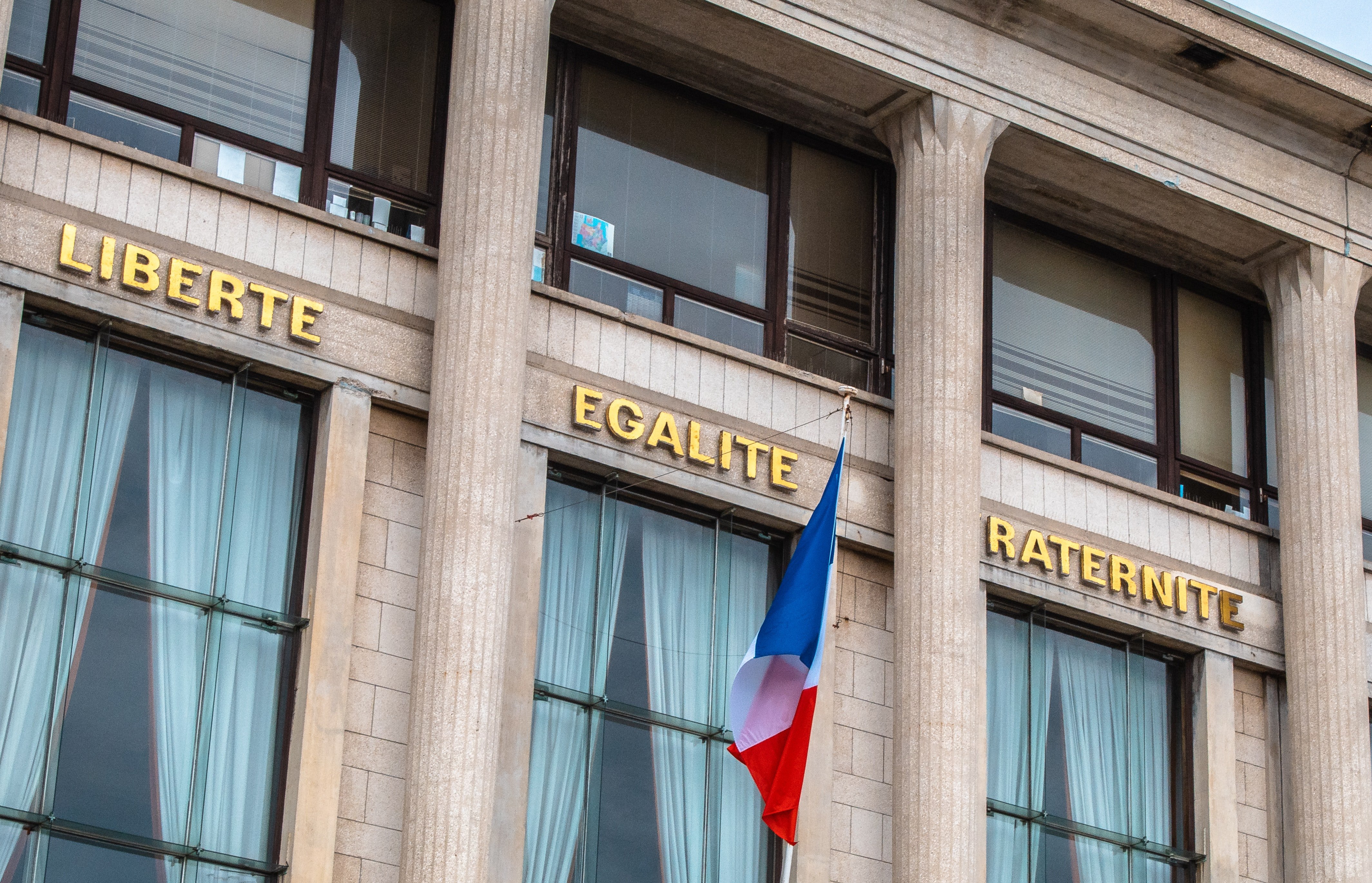 El TC francés tumba la ley de inmersión aprobada por mayoría absoluta