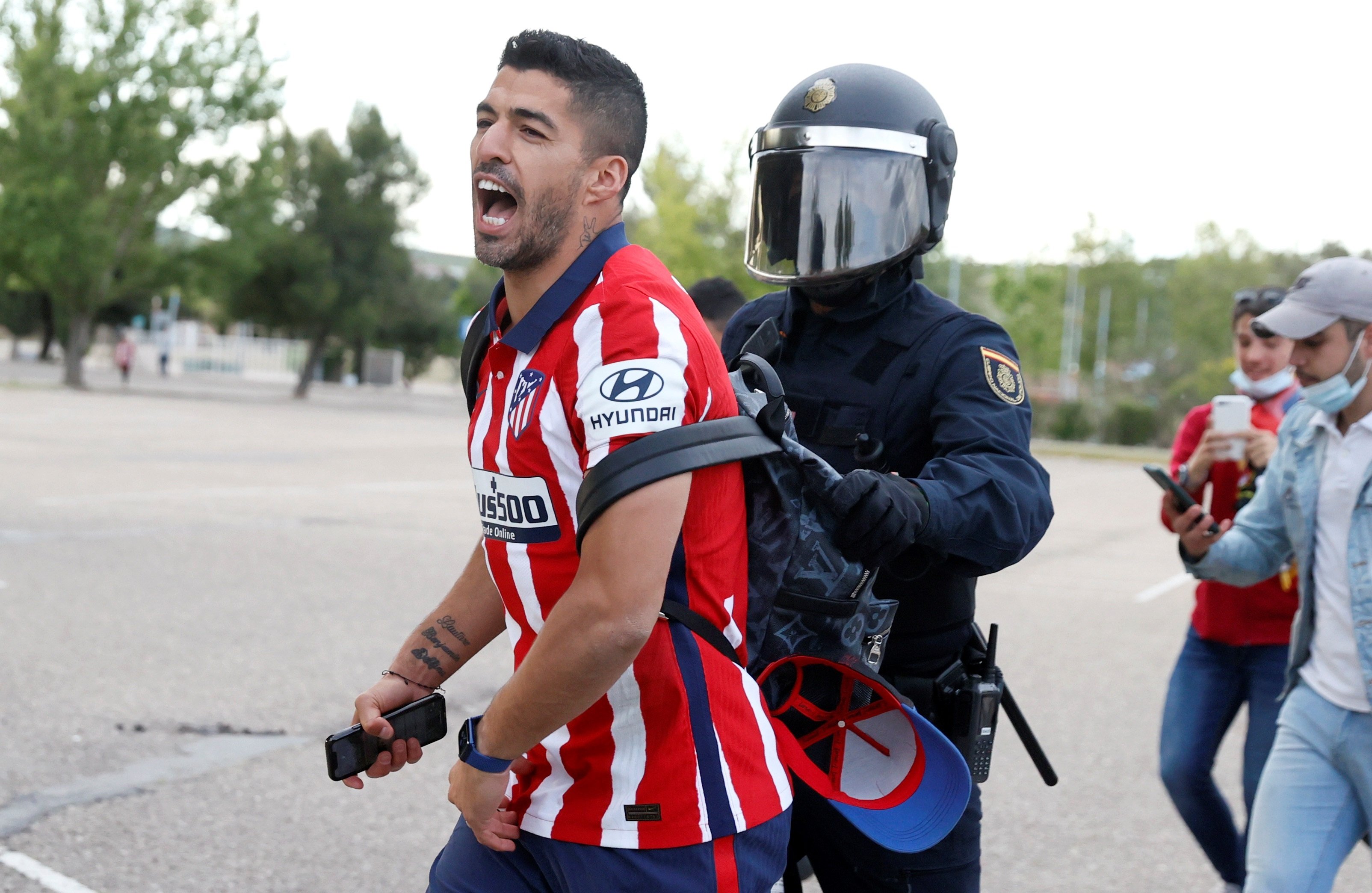 Suárez i la policia / EFE