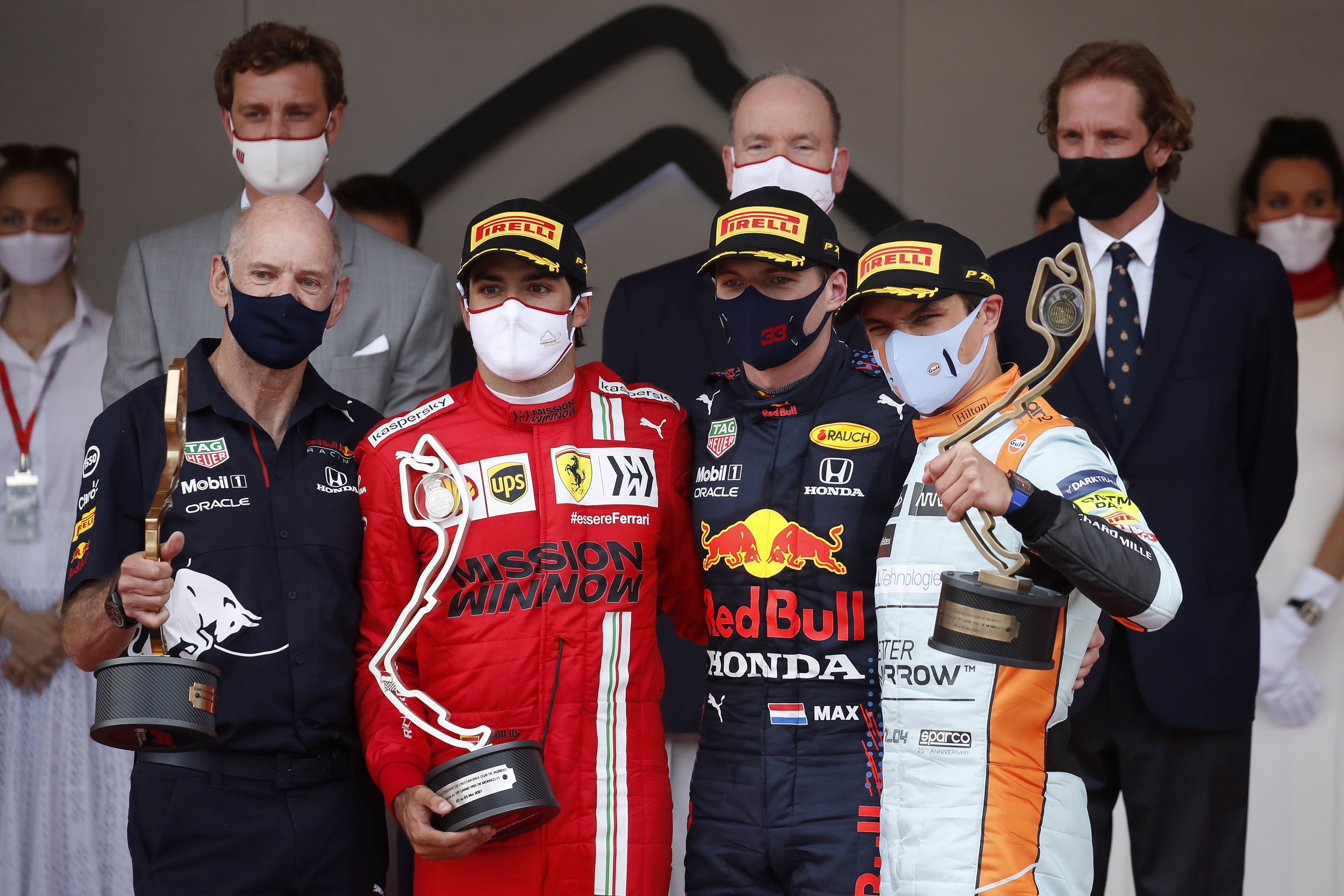 Verstappen es corona a Montecarlo i Sainz brilla amb Ferrari