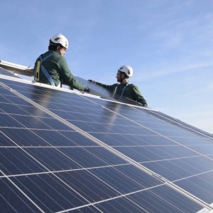 L'estalvi milionari d'instal·lar panells solars als habitatges