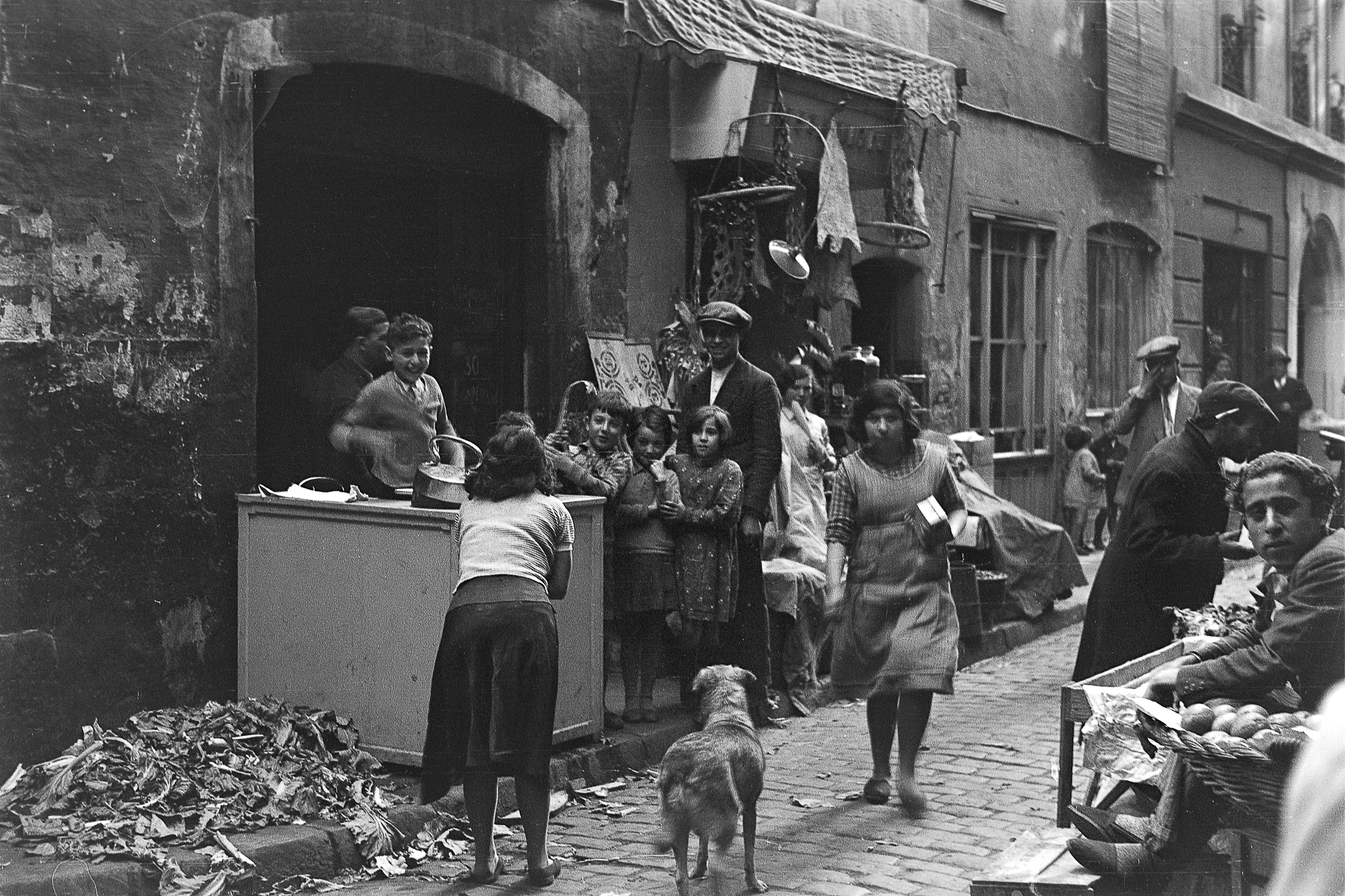 Cuando la fotógrafa Margaret Michaelis se metió en el Barrio Chino