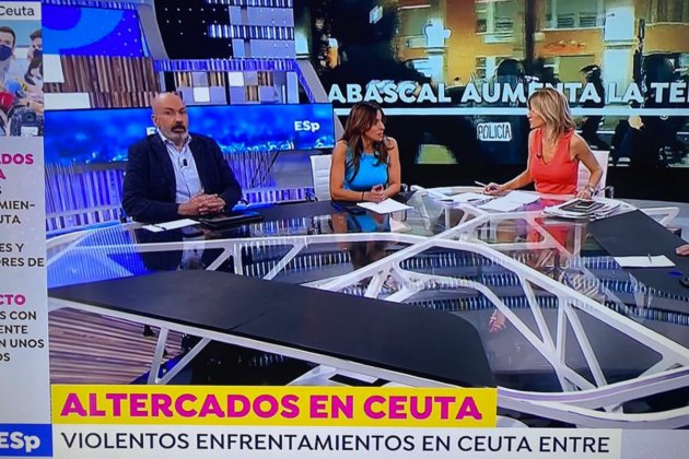 Rótulo VOX Espejo Público Antena 3