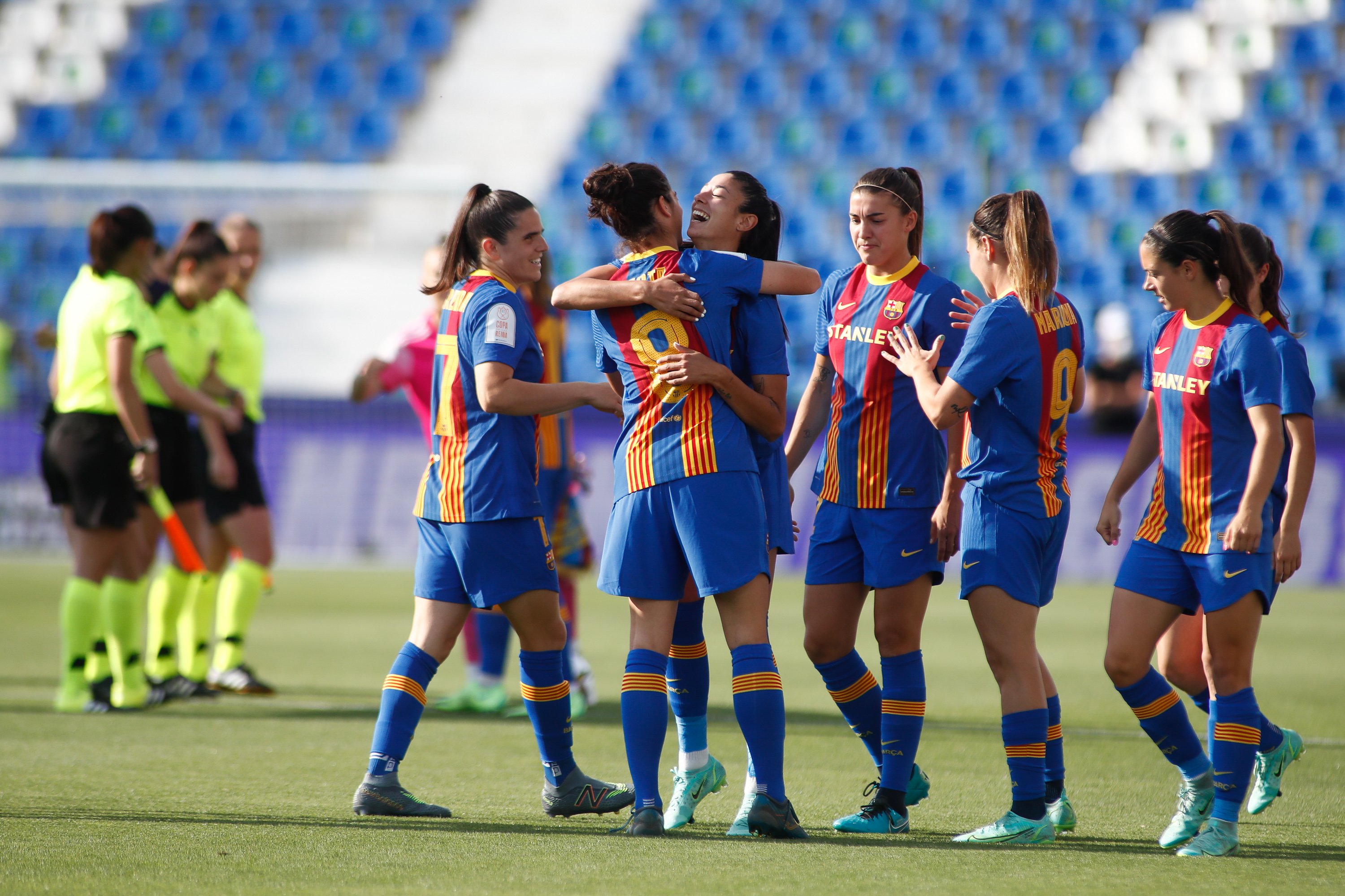 El Barça femení supera el Madrid i jugarà la final de la Copa de la Reina (0-4)