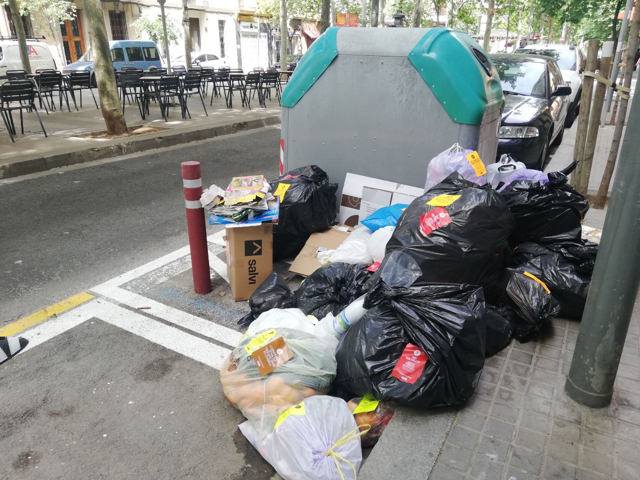 El viernes, manifestación contra la nueva recogida de residuos en Sant Andreu