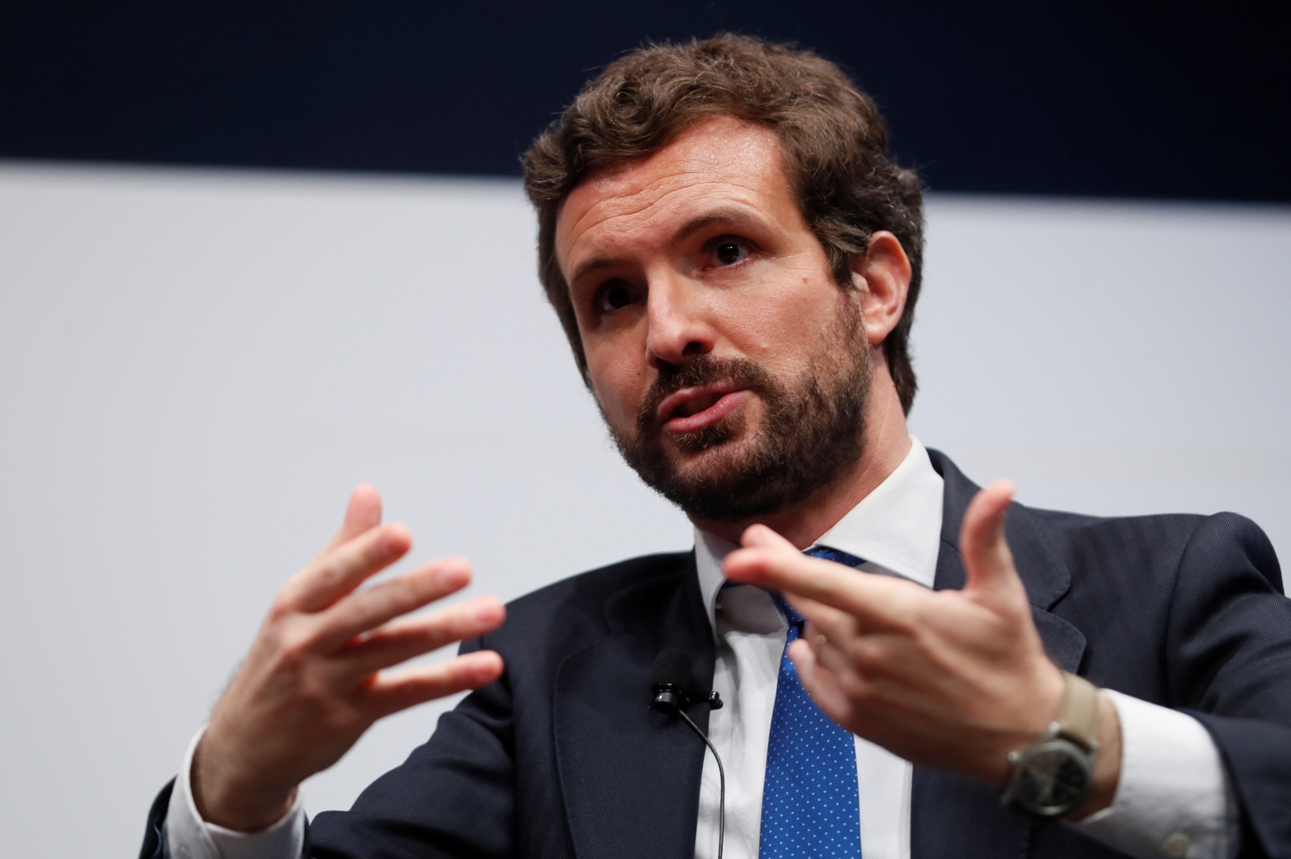 Casado confiesa al Financial Times que el PP no gobernará con VOX