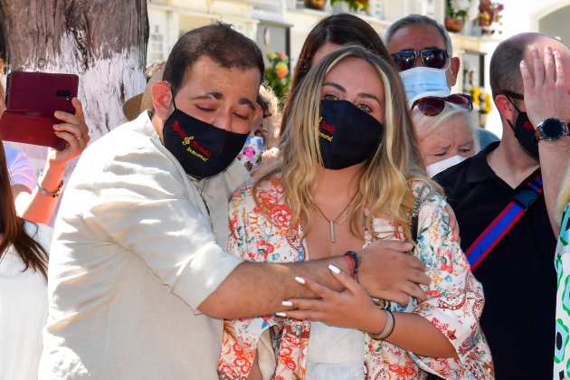 Rocío y David Flores llorando GTRES