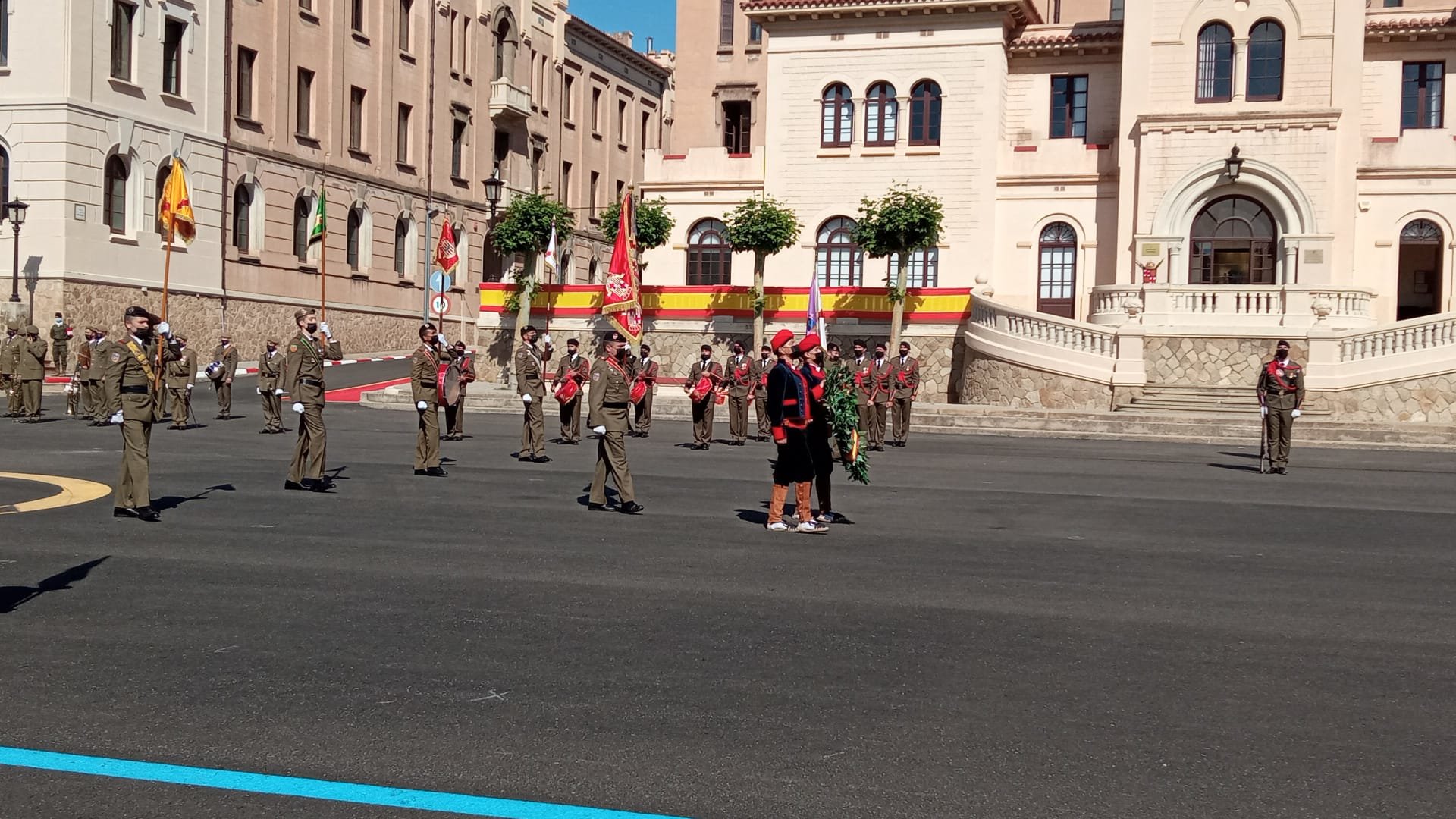 El Ejército reivindica en Barcelona que pertenece "a todos los catalanes"