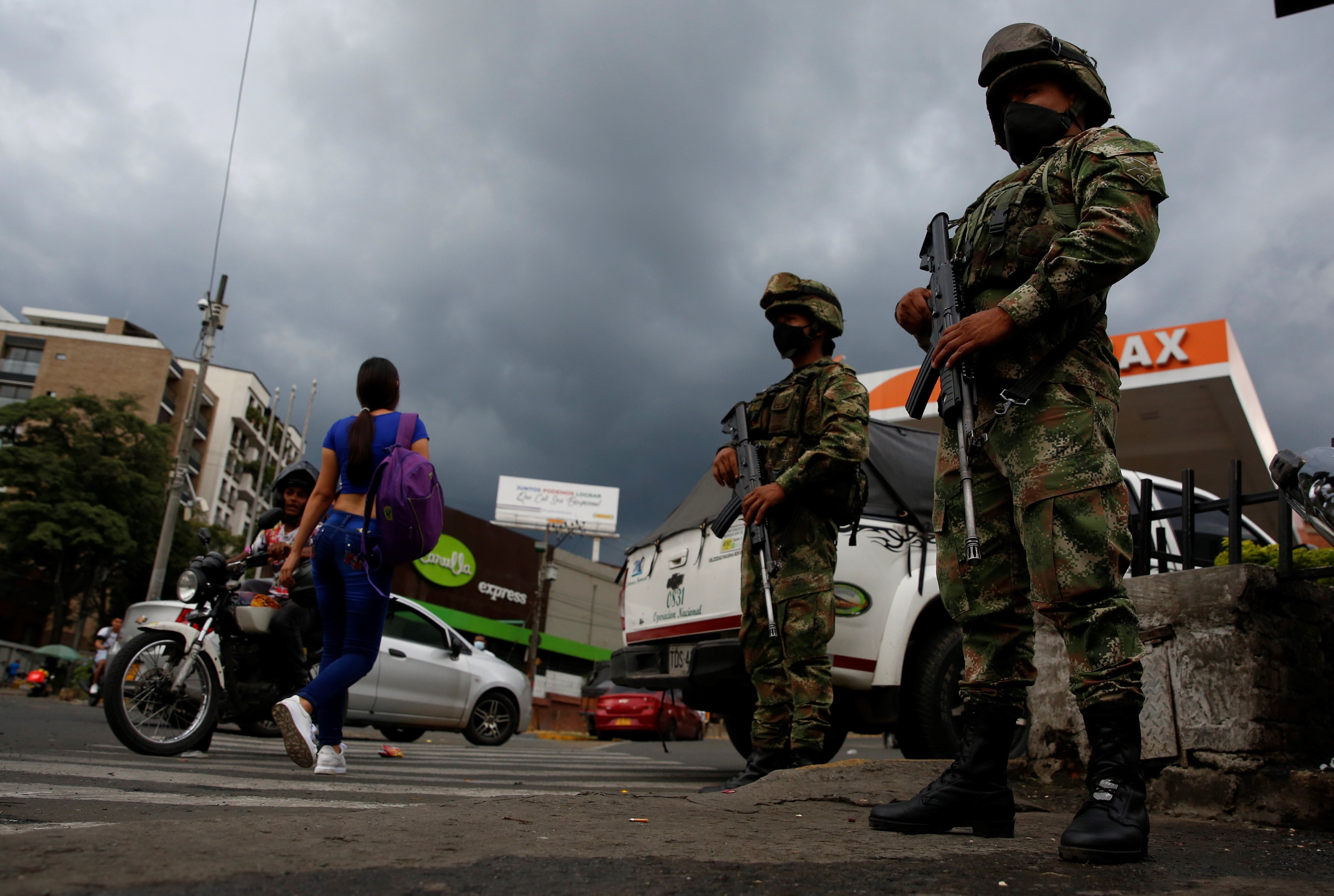 Colòmbia: militars al carrer a Cali després de 13 morts durant les protestes