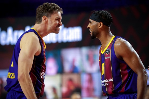 Pau Gasol Davies Barca Euroliga EFE