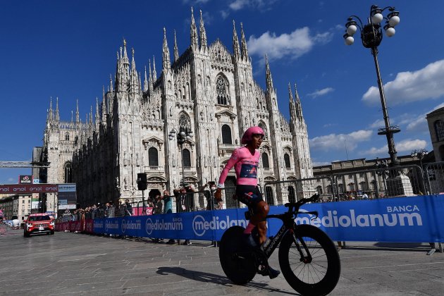 egan bernal giro EFE