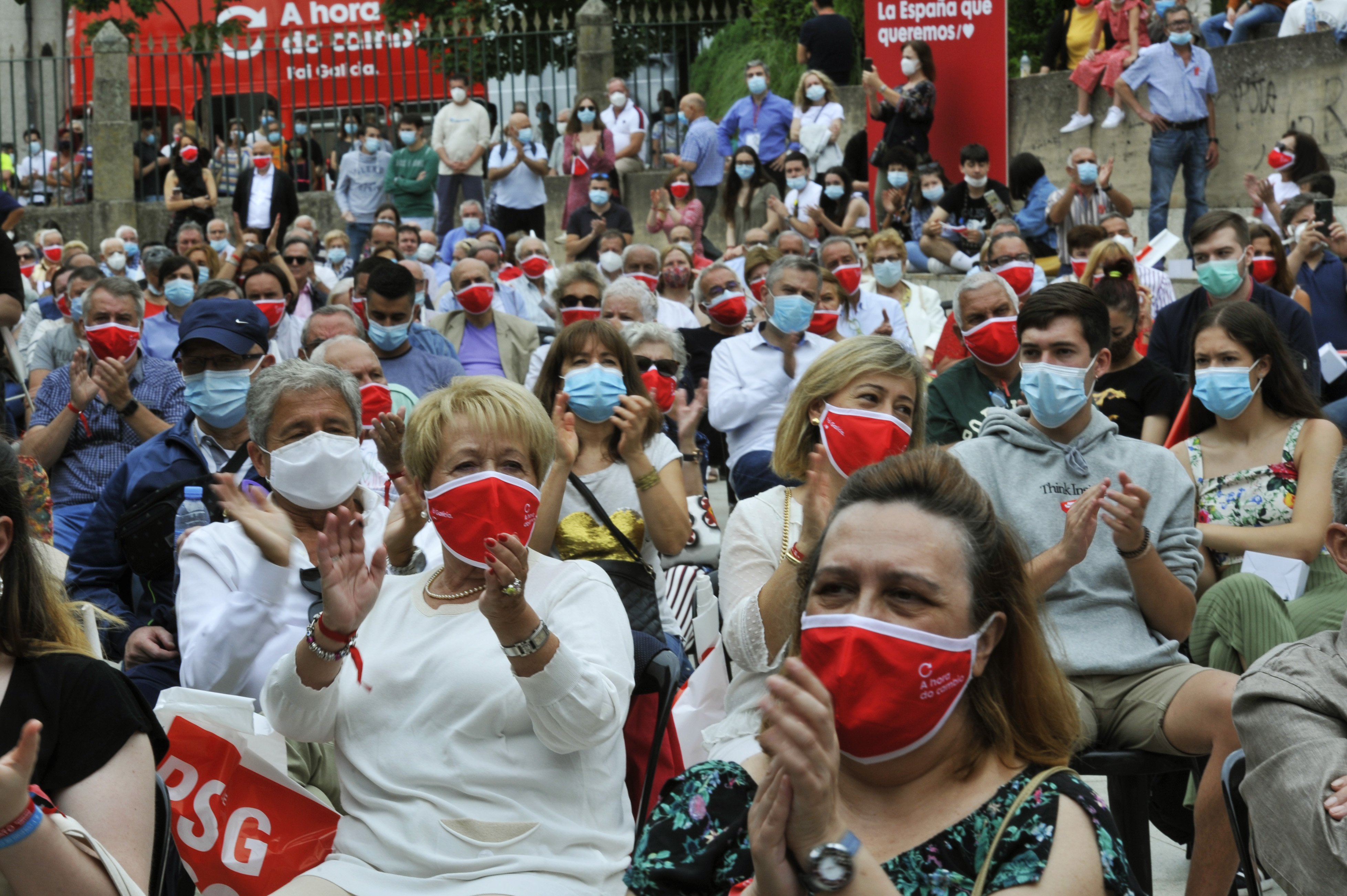 Afiliats del PSOE amenacen Sánchez pels indults