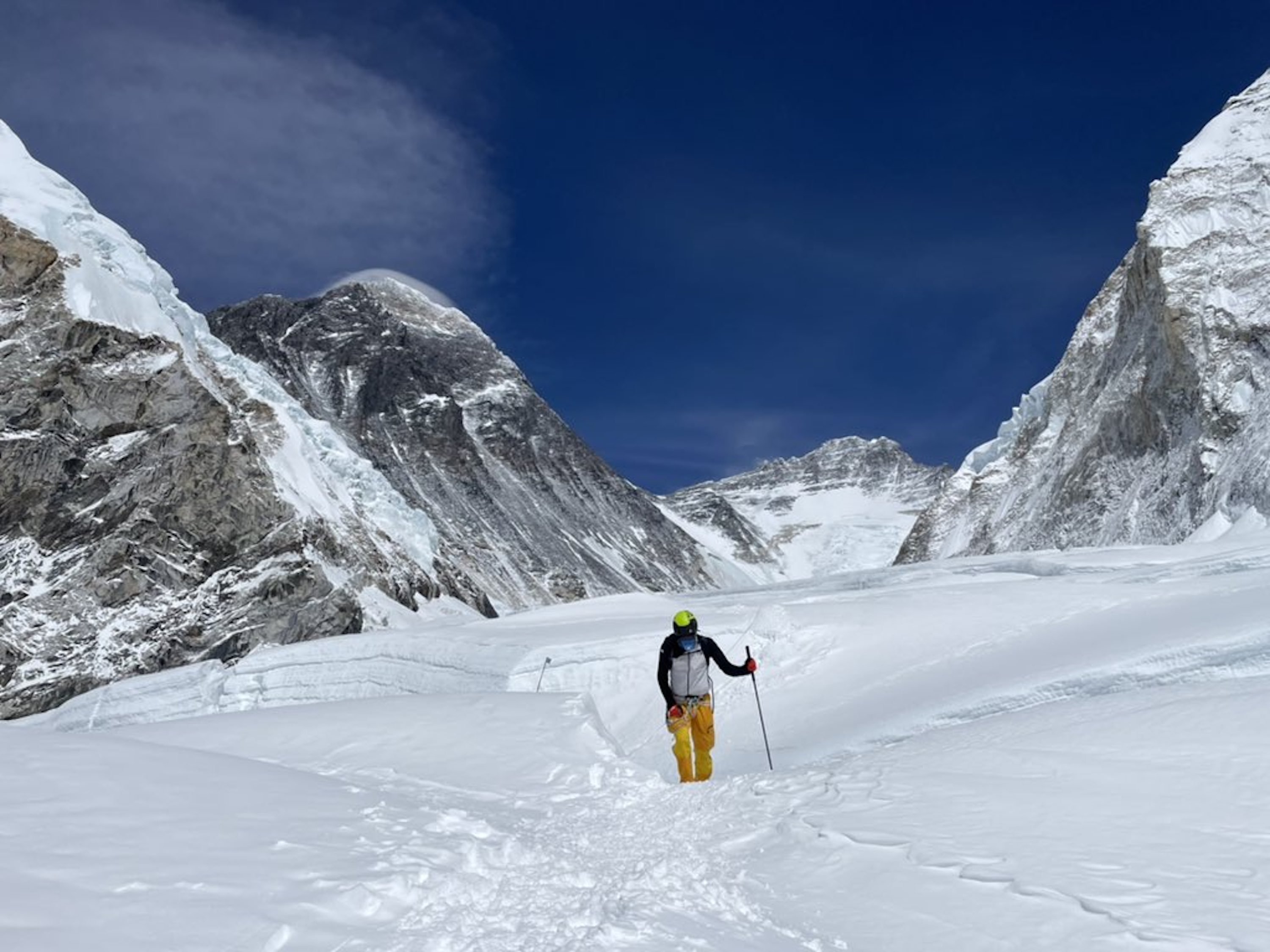 Jornet solo en el Everest / @kilianjornet