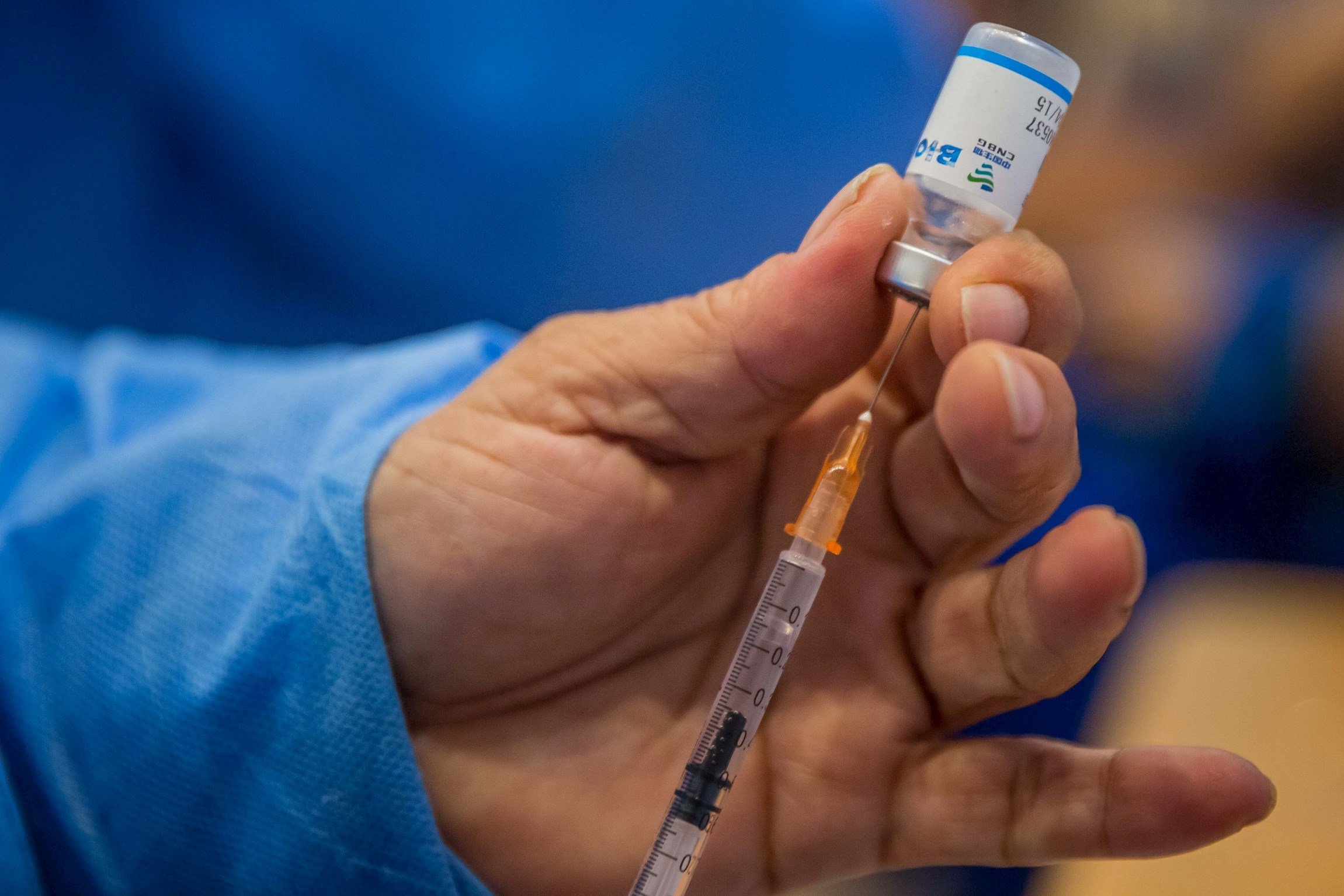 Covid-19 | La vacunación se amplía mientras los indicadores siguen estancados