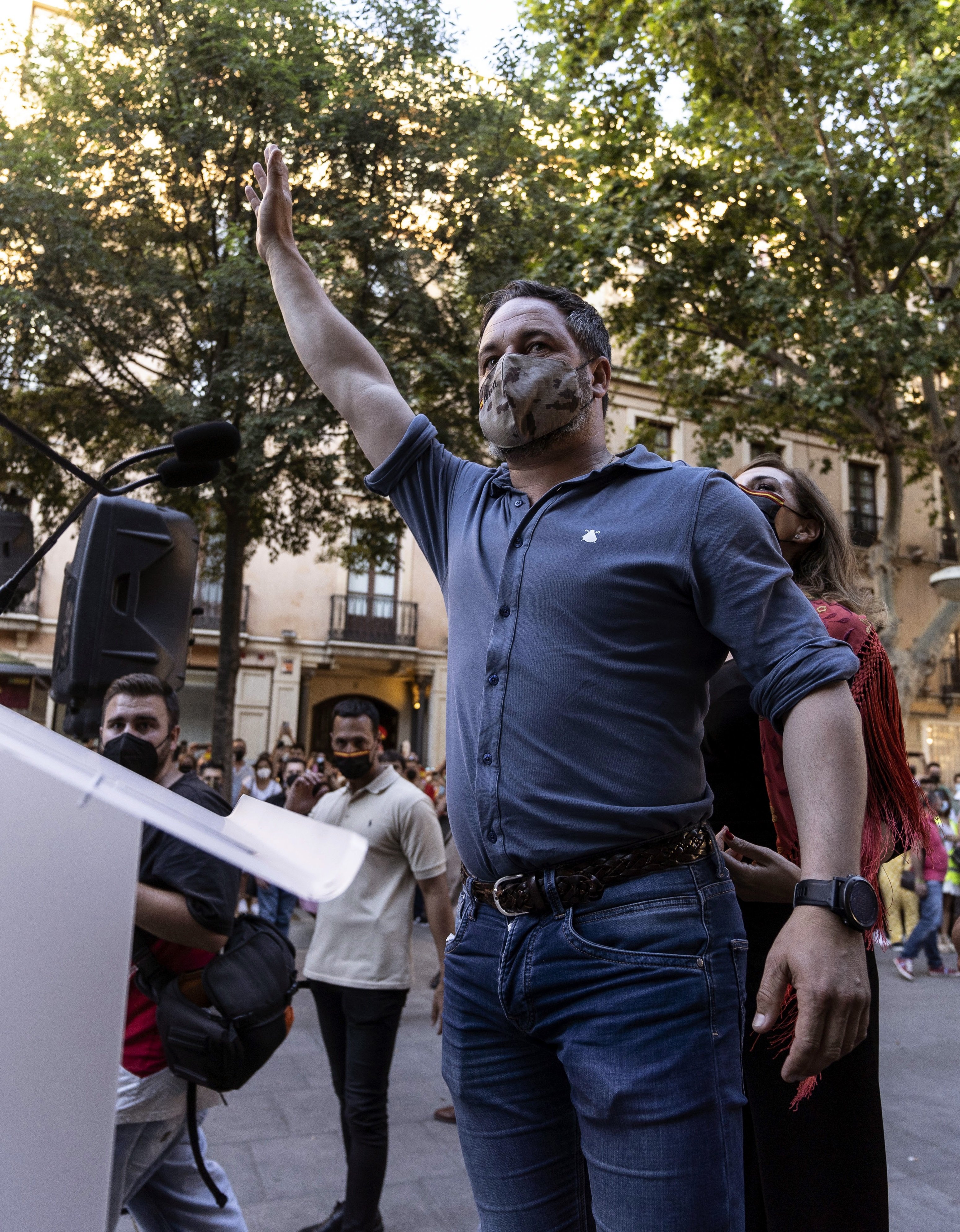 Abascal, crecido, clama "contra los enemigos de España"