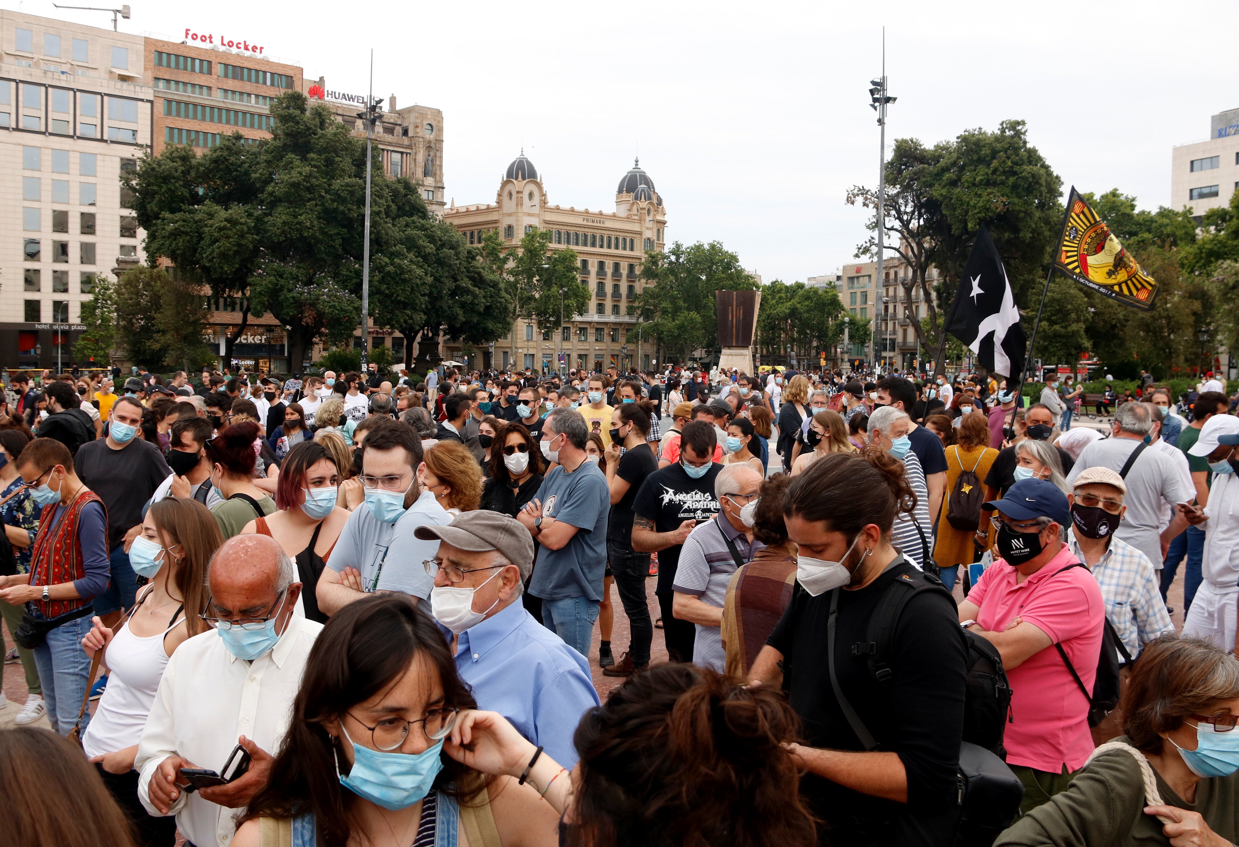 Manifestació a Barcelona contra la pujada del preu de la llum