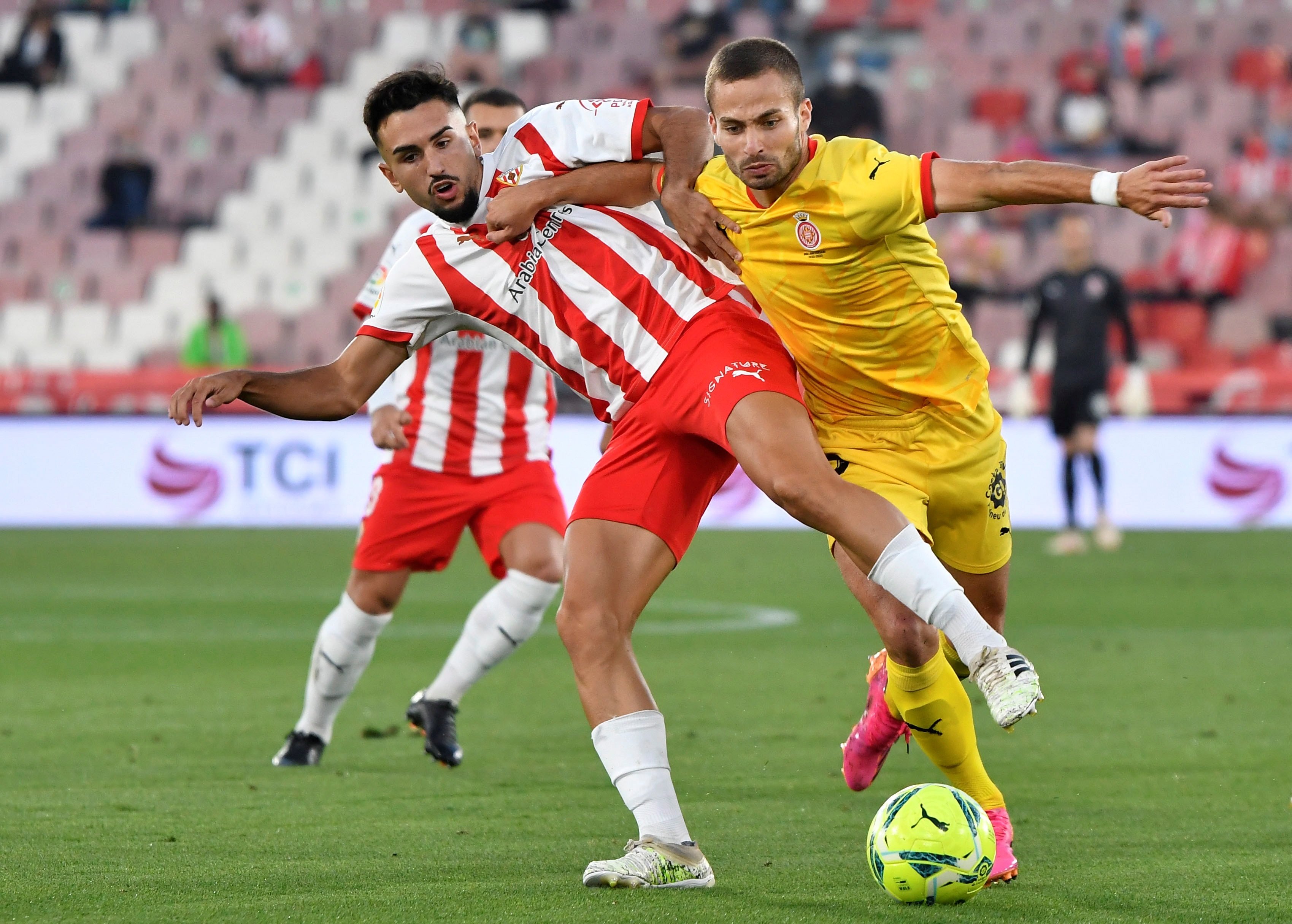 El Girona resisteix a Almeria (0-0) i jugarà la final per ascendir a Primera