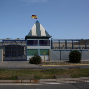 Denuncian abuso policial en el CIE: aislamiento y sin atención médica