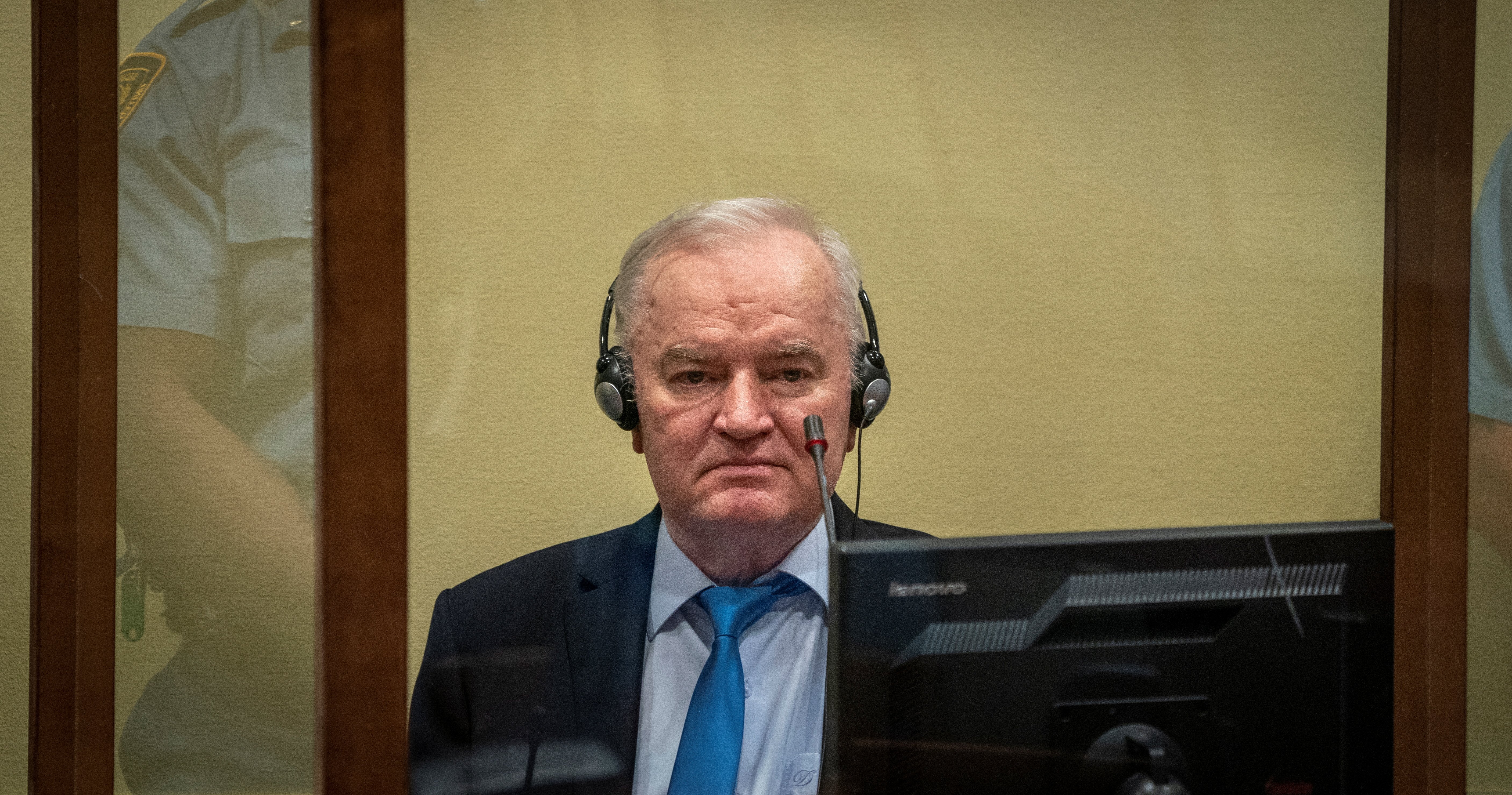 Els tribunals ratifiquen la cadena perpètua de Mladic pel genocidi de Srebrenica