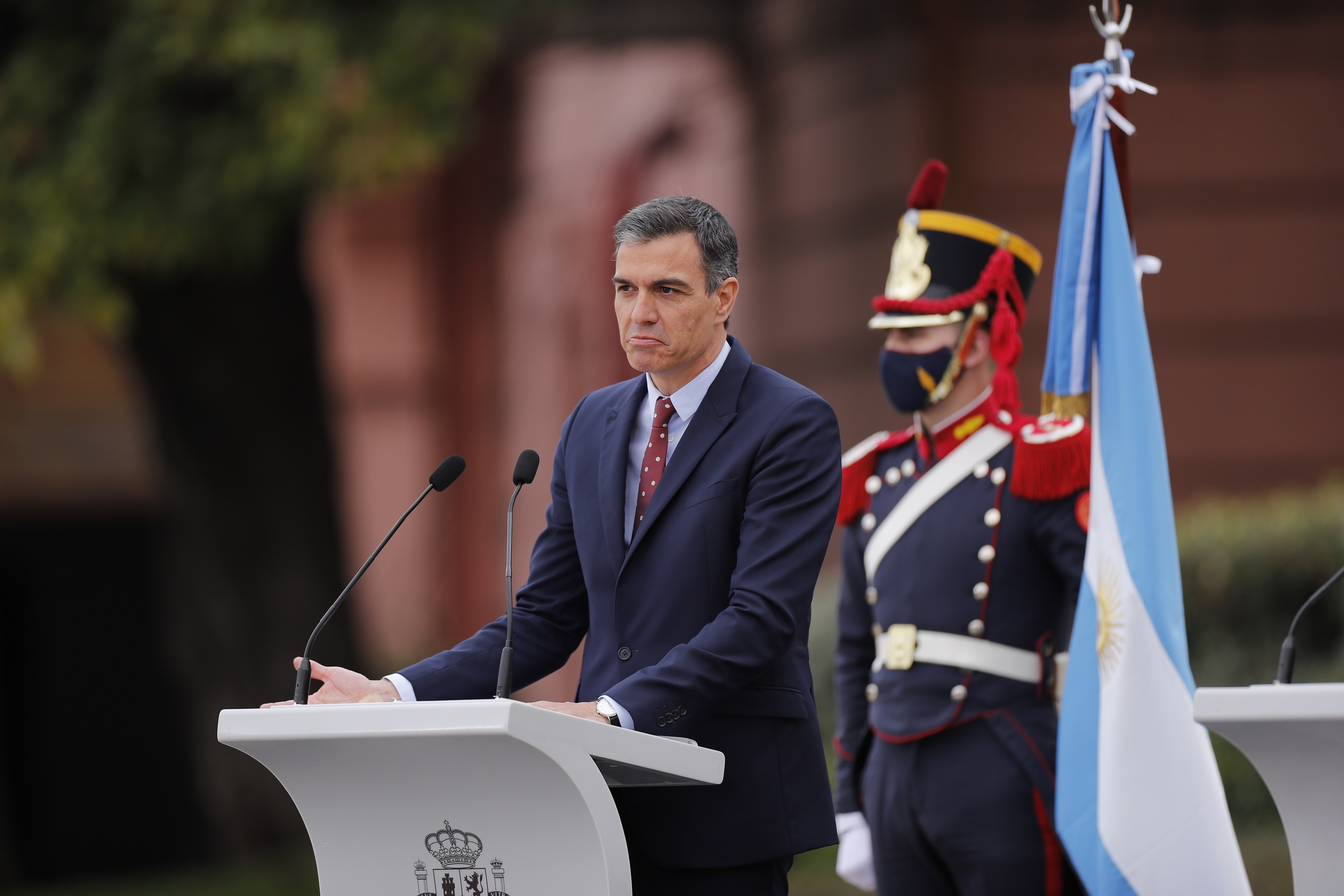 Sánchez asks for "understanding and magnanimity" over the prisoner pardons