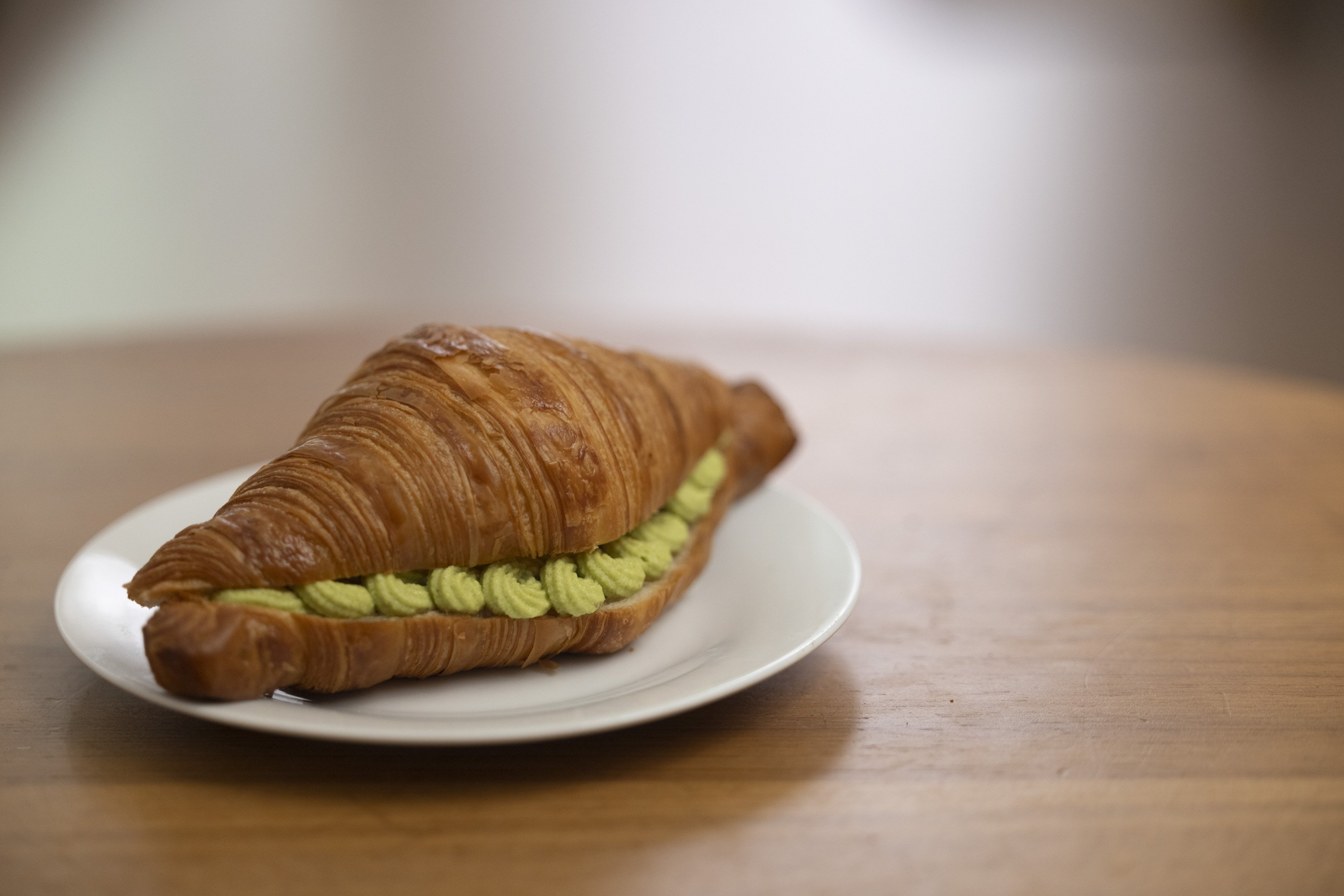 Croissants farcits de crema de festucs