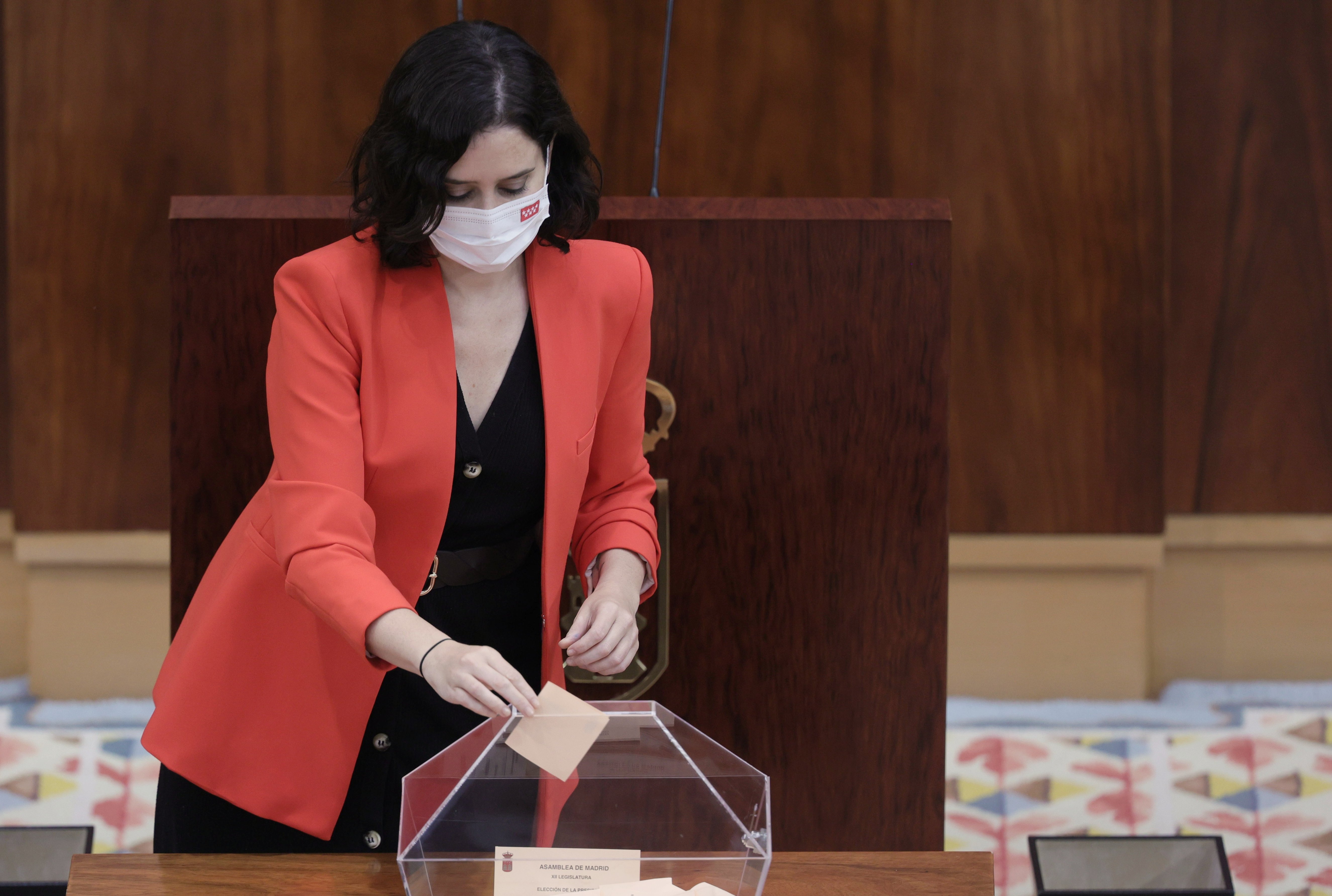 Ayuso: "Vox no és un partit d'extrema dreta, encara que té les seves coses"