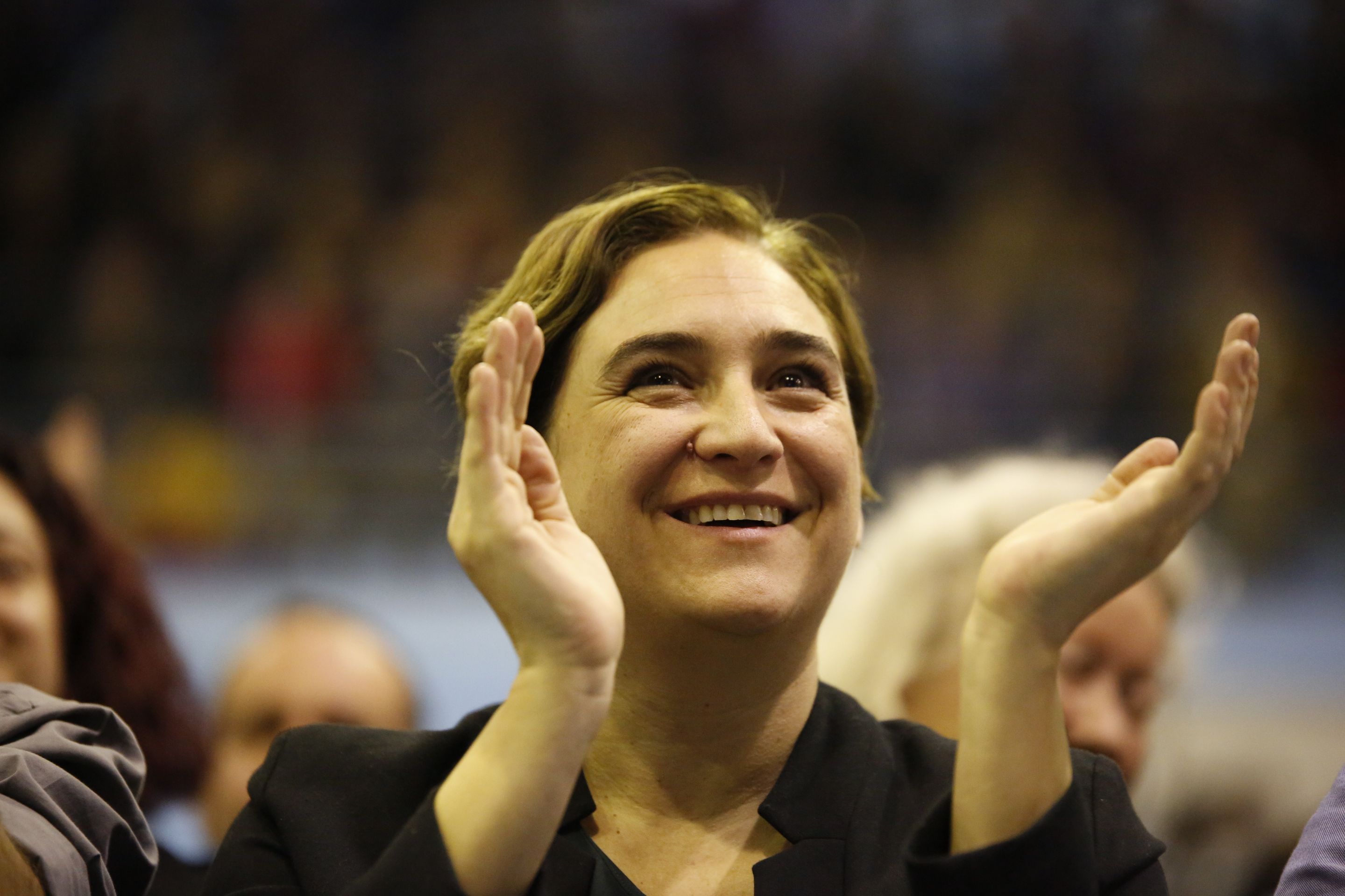 Colau tornaria a guanyar, amb ERC com a segona força