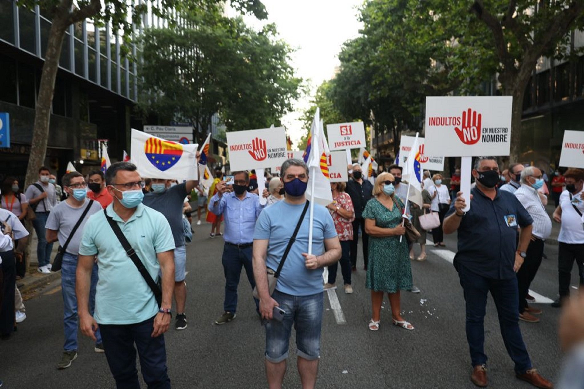 mande no indultos barcelona sergi alcazar españolistas