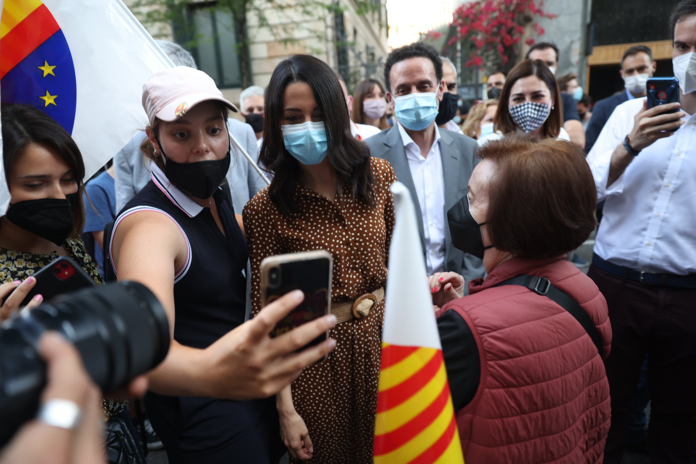 Inés Arrimadas Manifestación unionista barcelona indultos / Sergi Alcázar