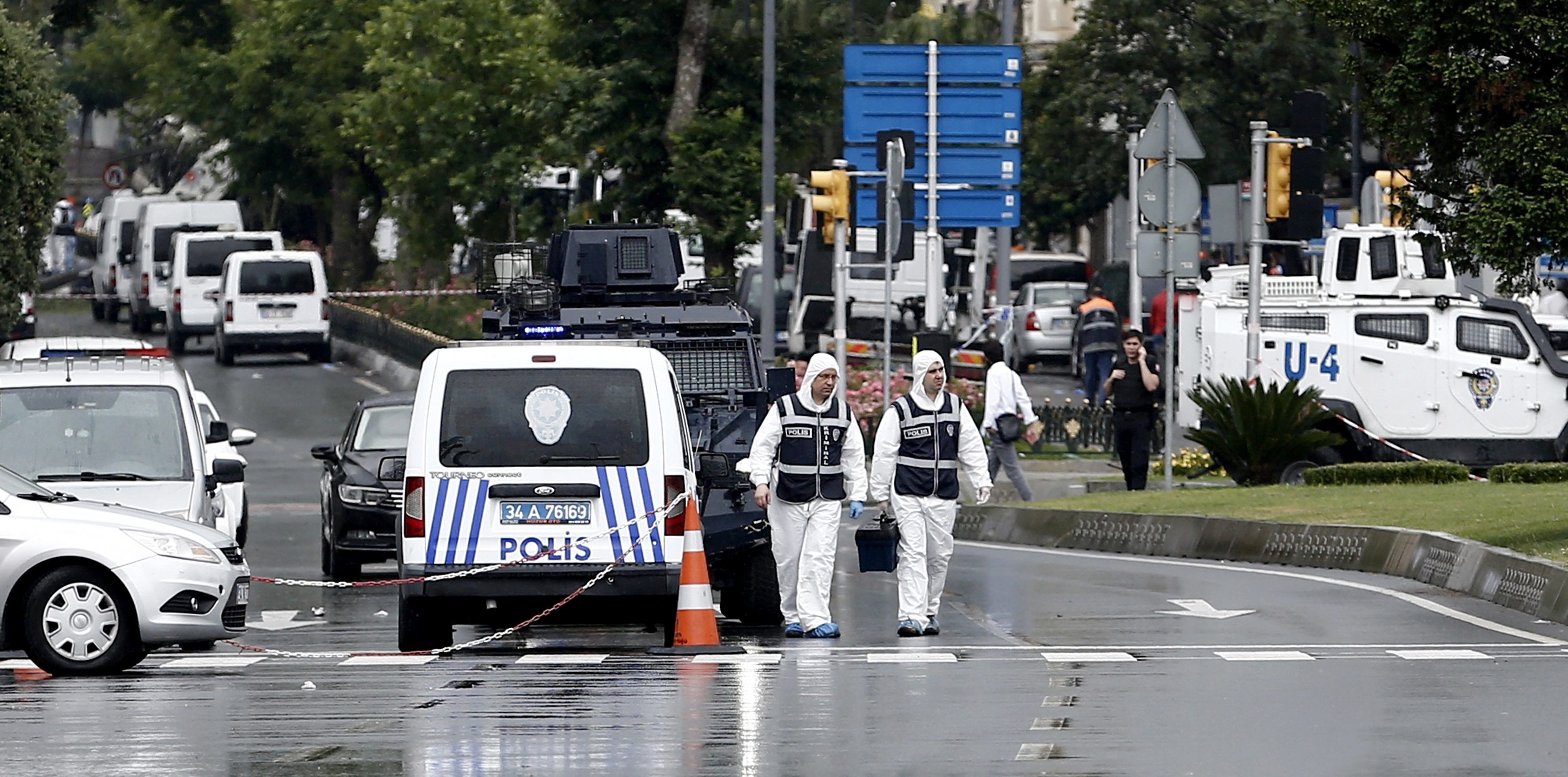 Almenys onze morts en un brutal atemptat a Istanbul