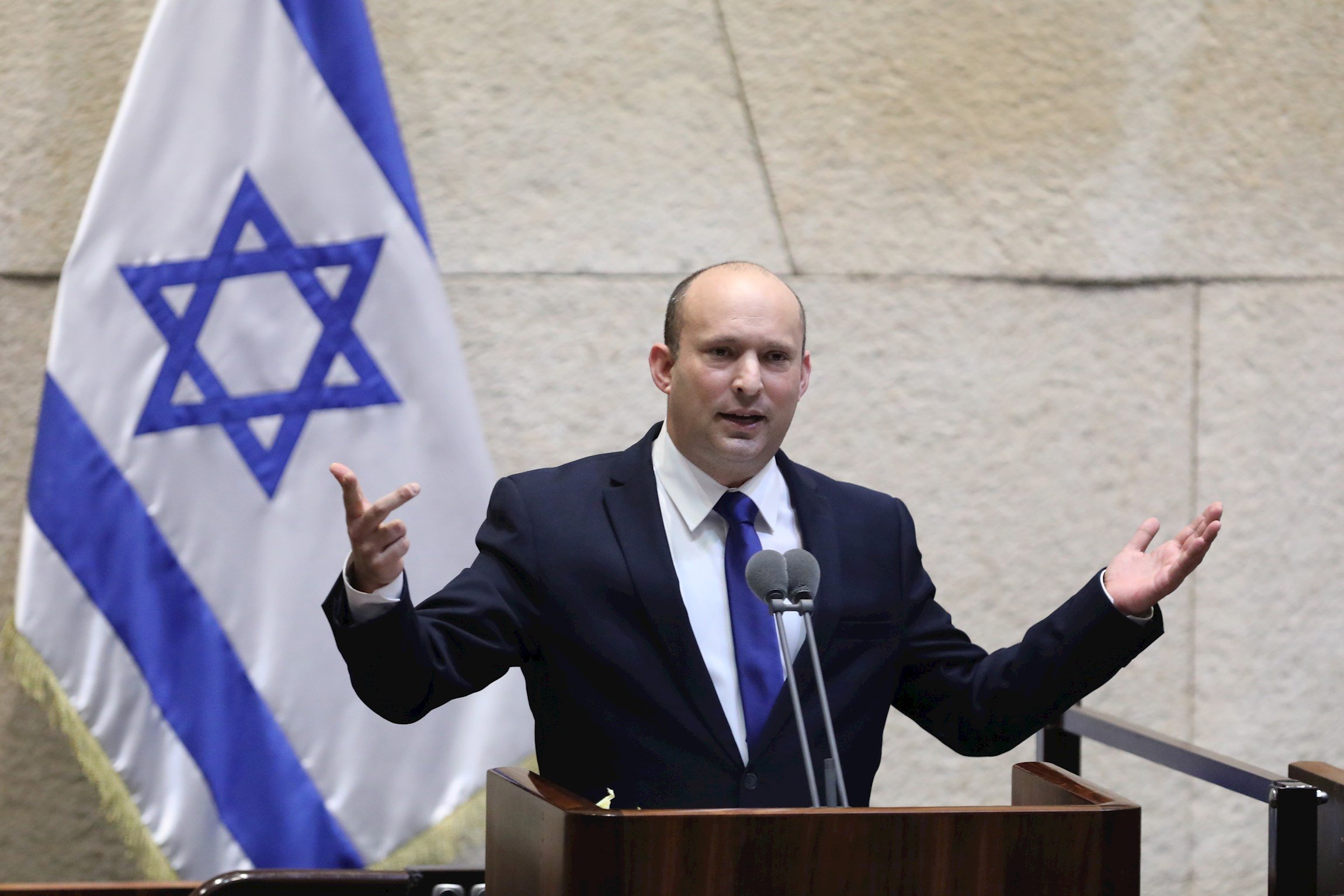 Israel nomena Bennett nou primer ministre i enterra l'era Netanyahu