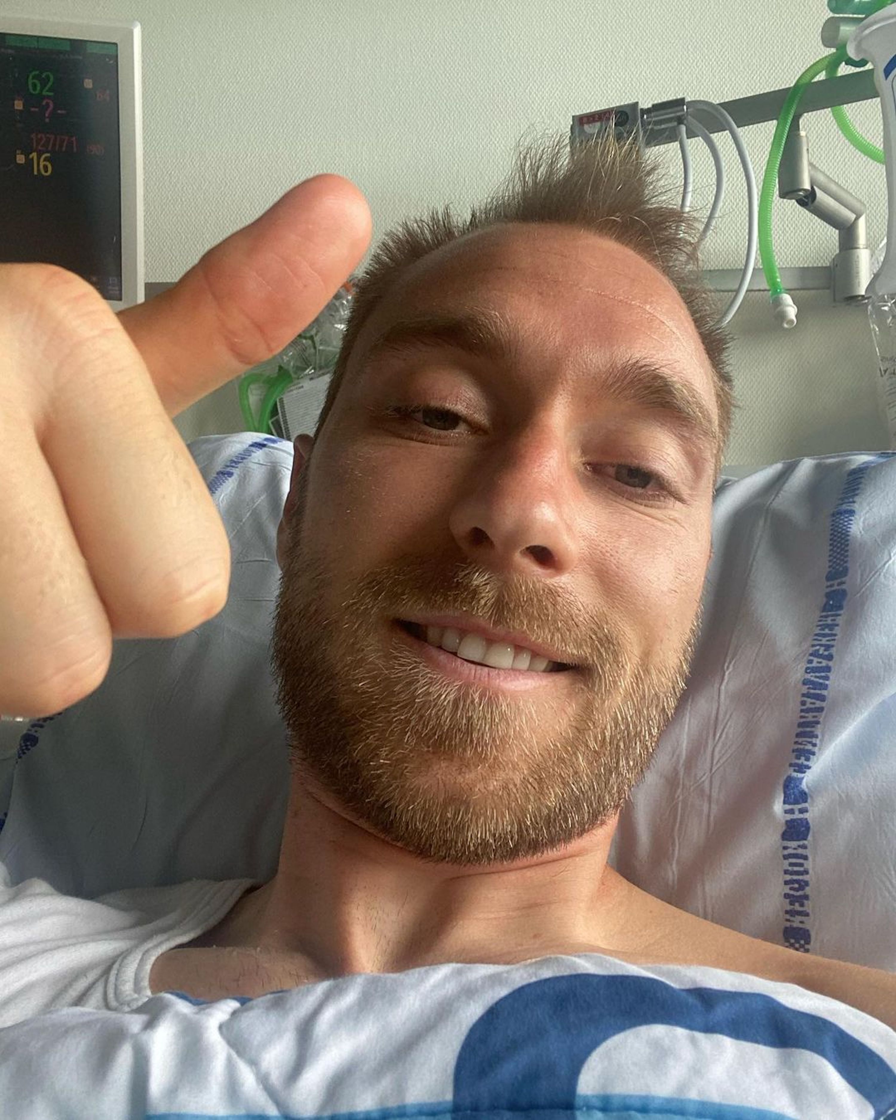 Primera aparición pública de Eriksen después del susto: "Estoy bien"