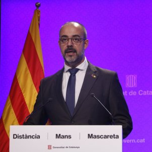 Buch afirma que "no es casualidad" ser acusado en pleno debate por los indultos