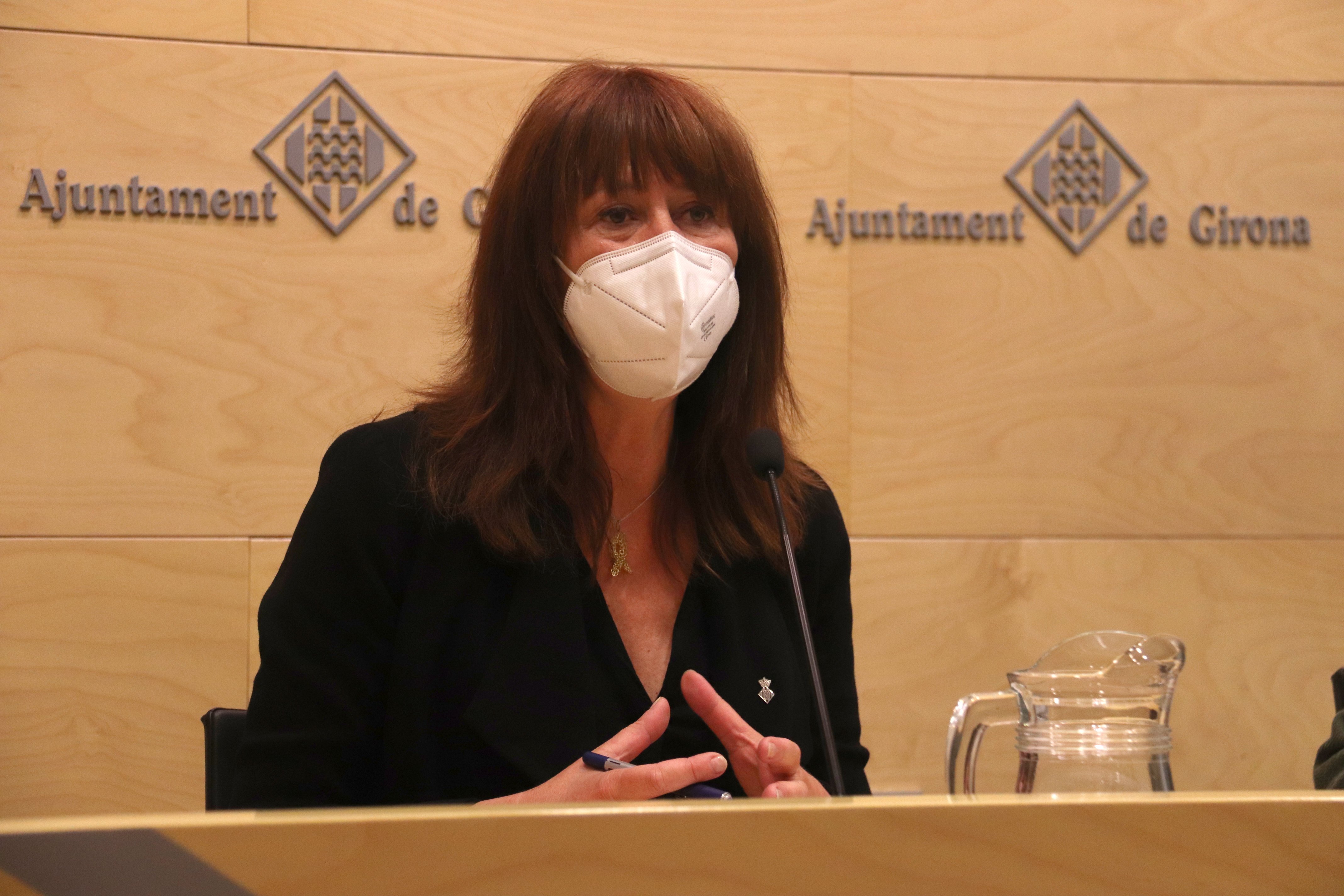 Girona aprueba el permiso menstrual con la abstención de un concejal de Cs