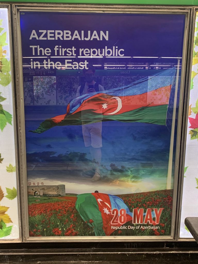 cartel publicidad azerbaijan 